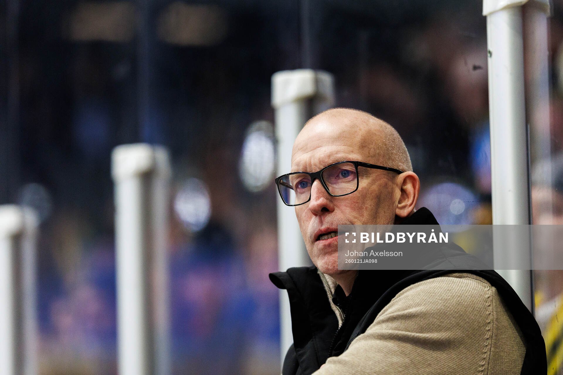 Modos huvudtränare Fredrik Andersson