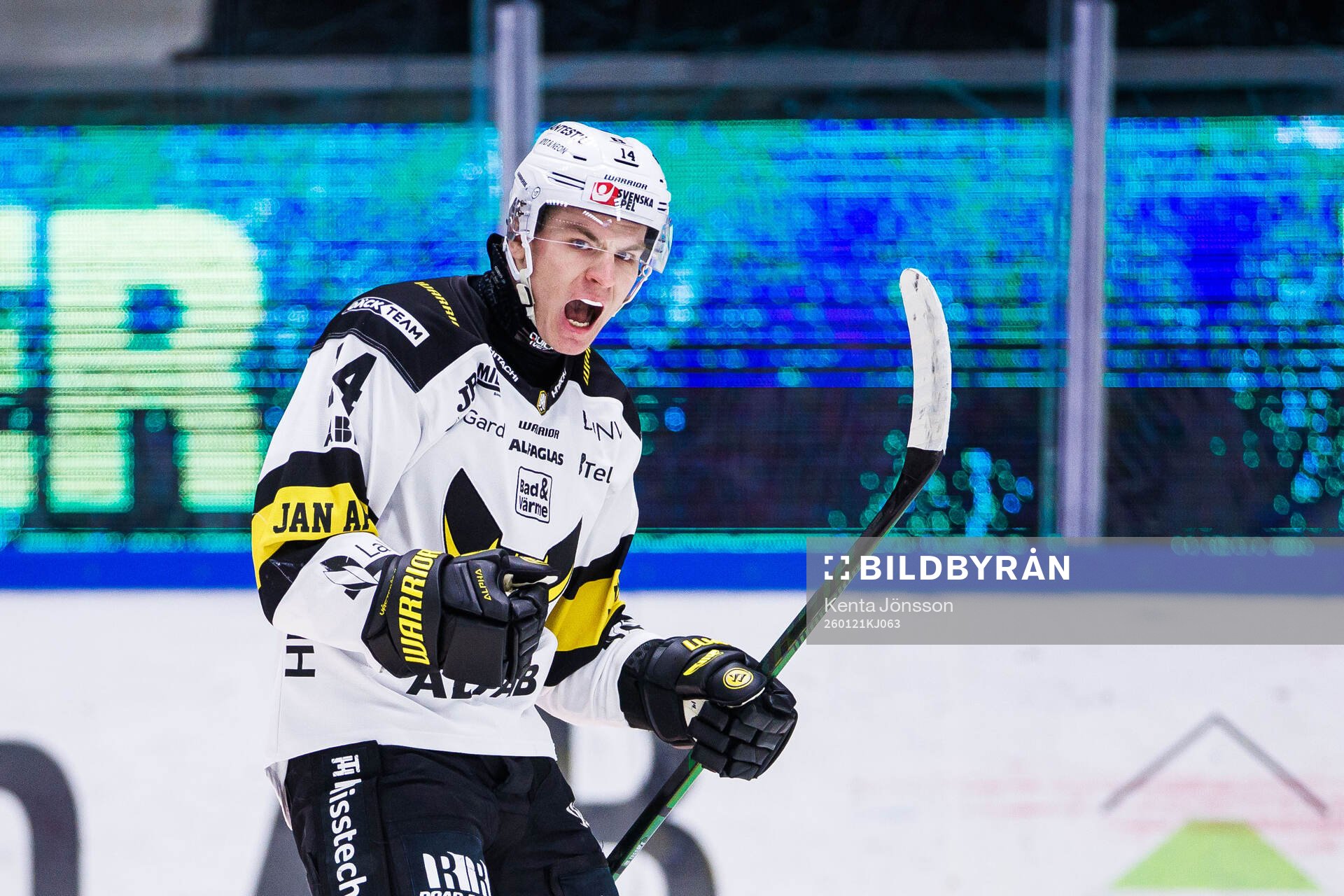 Västerås Max Karlsson jublar