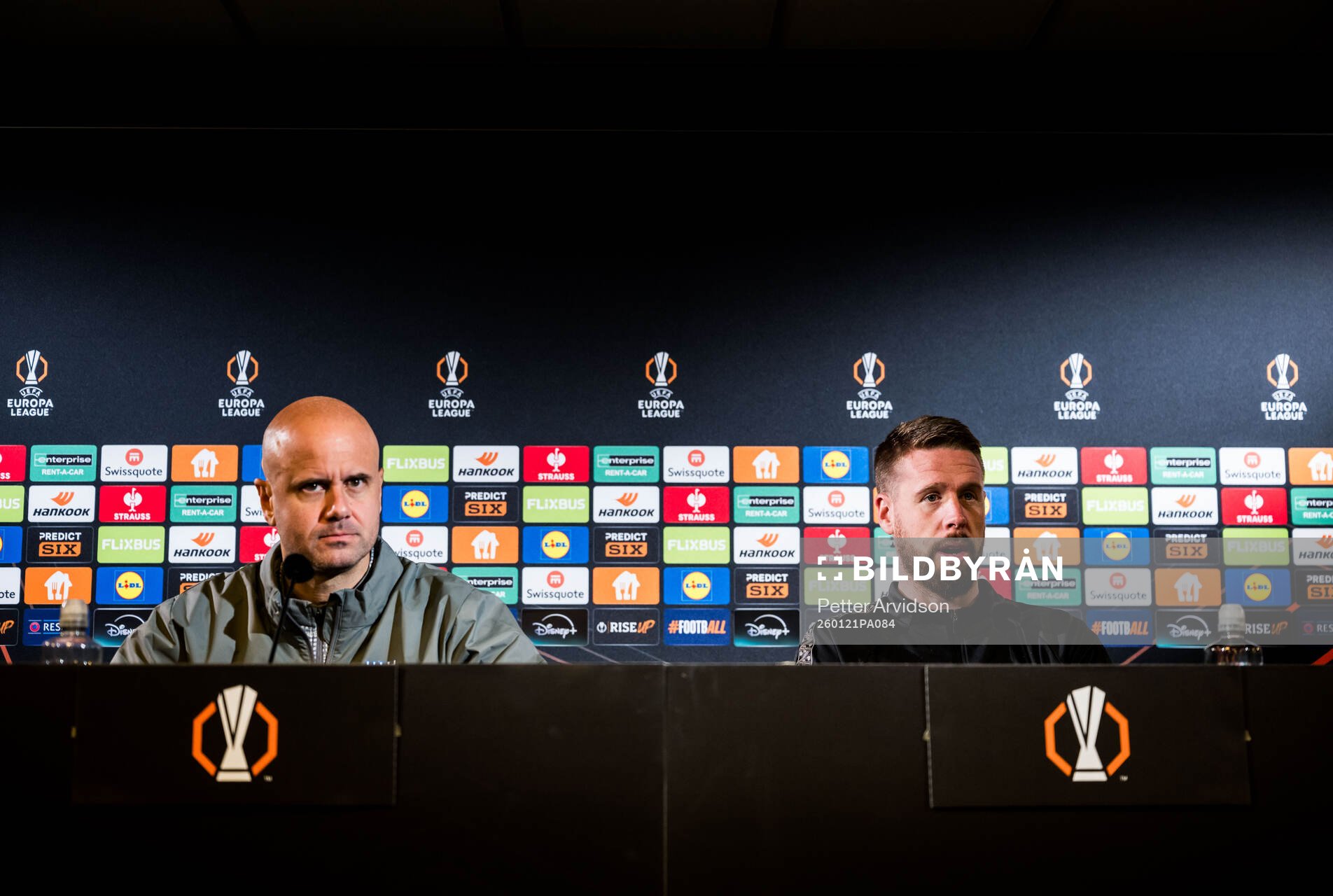 Head coach Miguel Angel Ramirez and Pontus Jansson