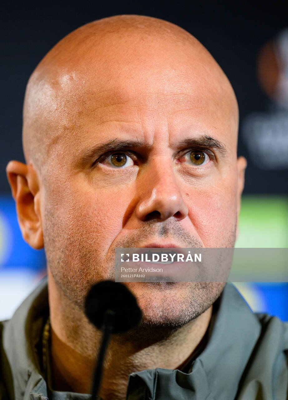 Head coach Miguel Angel Ramirez