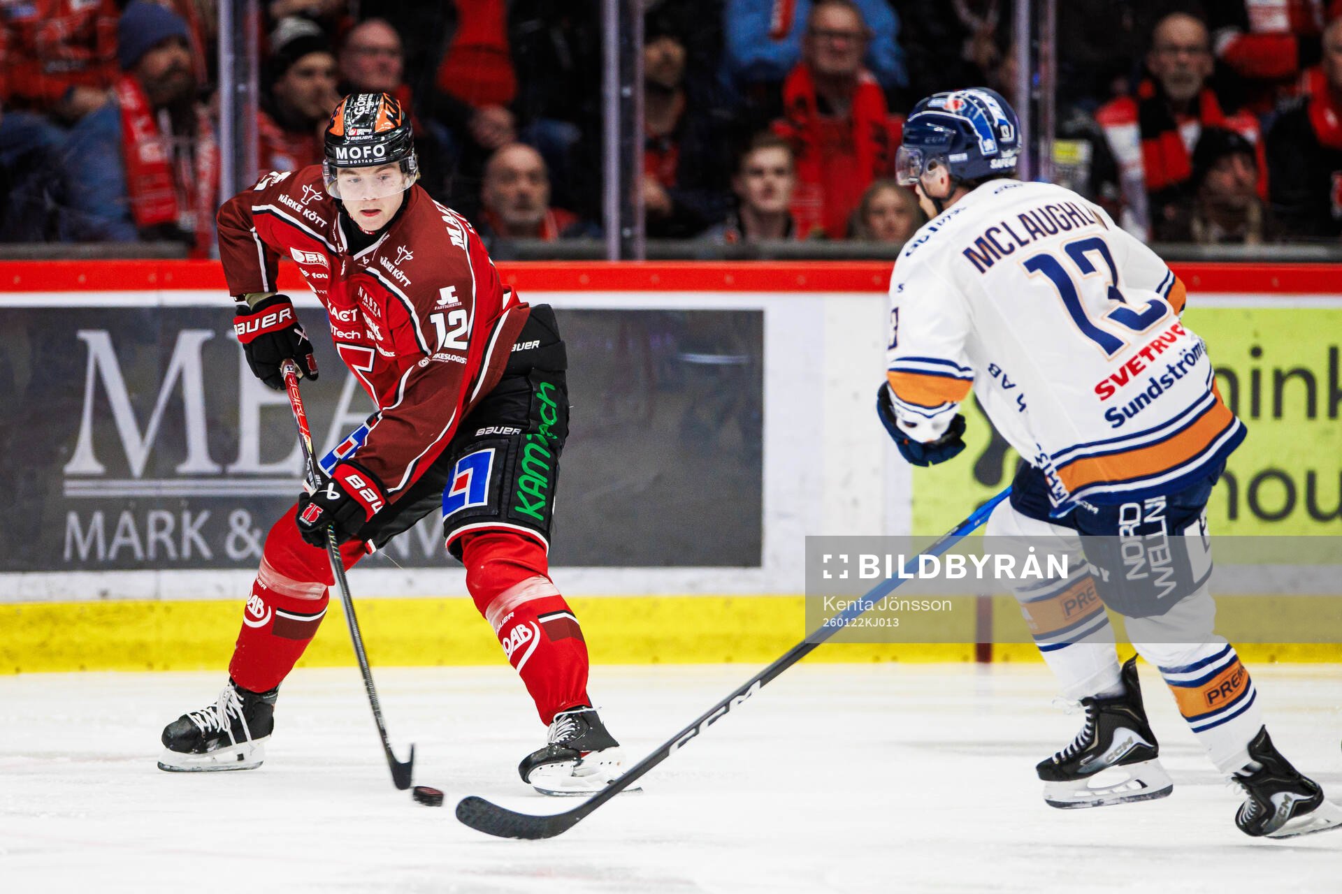 Örebros Noah Steen och Växjös Dylan Mclaughlin
