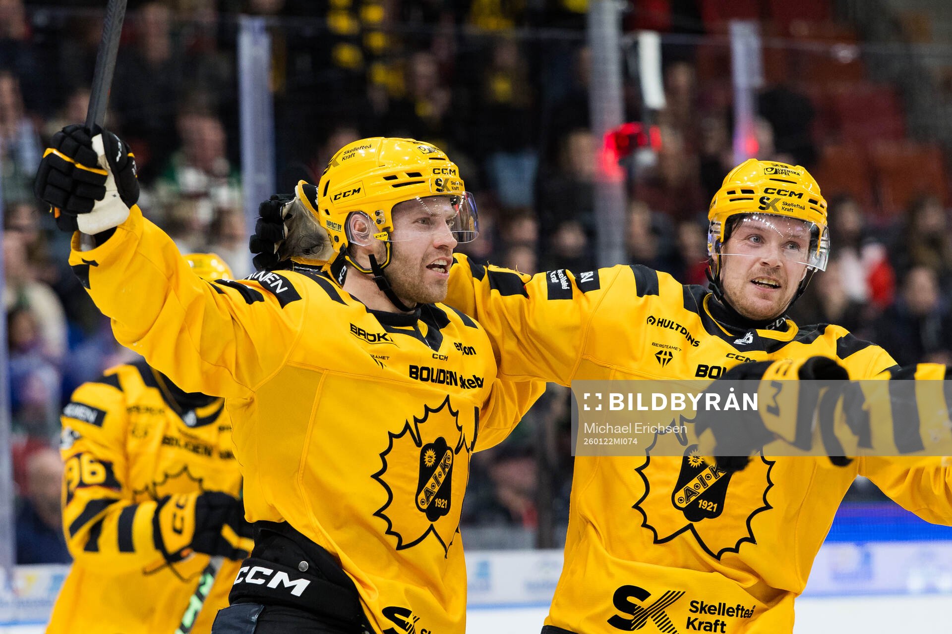 Skellefteås Oscar Lindberg jublar