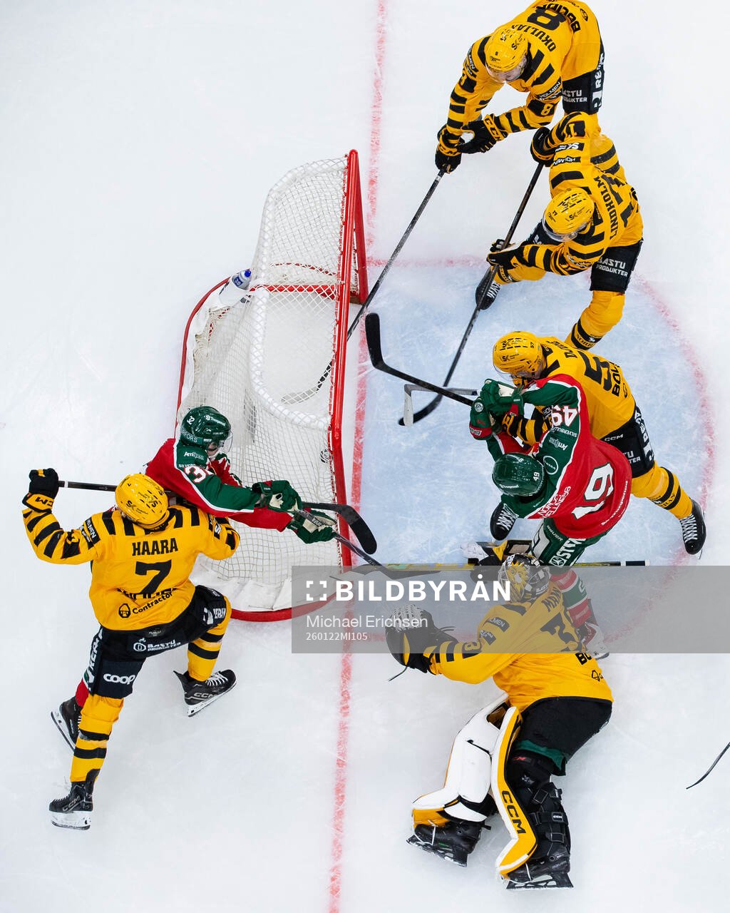 Frölundas Noah Hasa gör 2-0 på Skellefteås målvakt