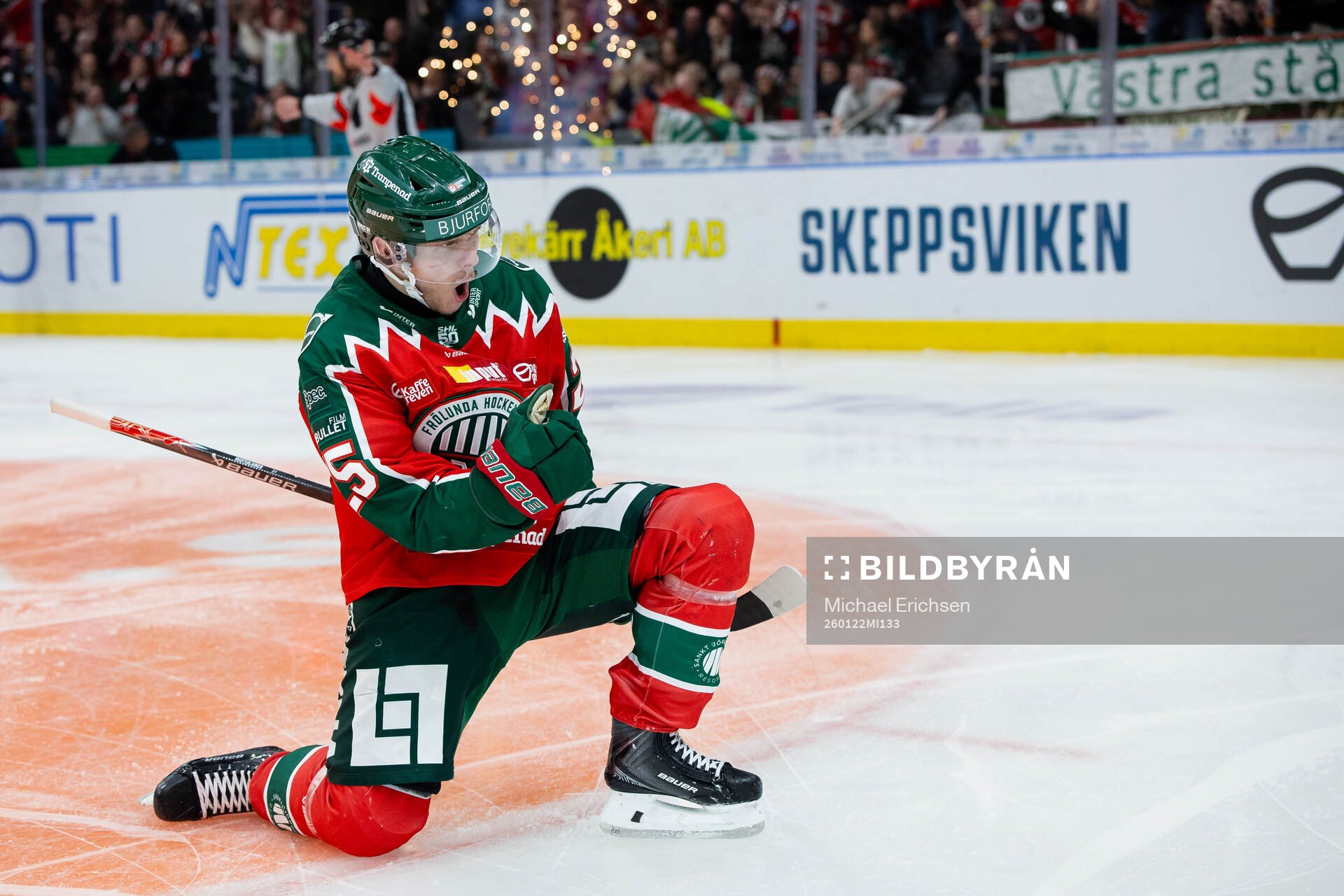 Frölundas Arttu Ruotsalainen jublar