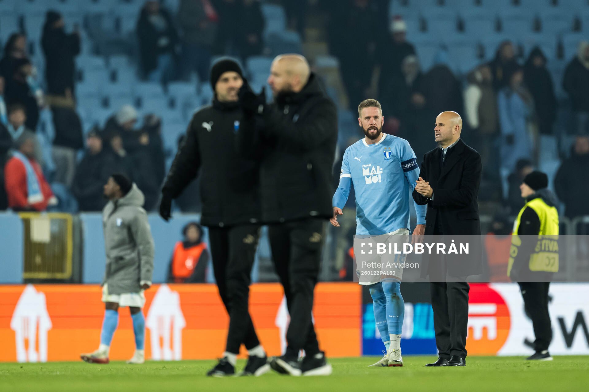 Pontus Jansson and head coach Miguel Angel Ramirez of