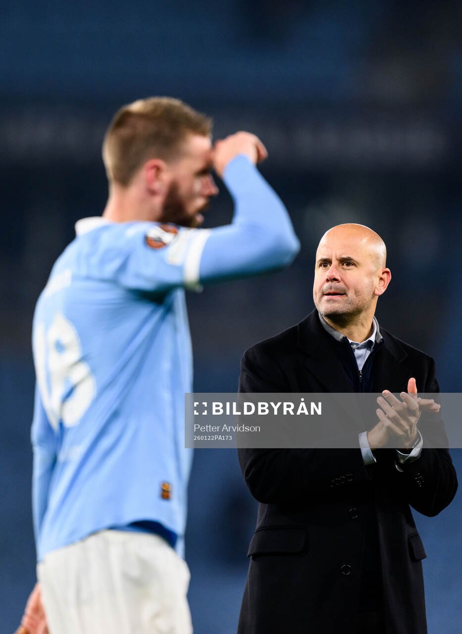 Head coach Miguel Angel Ramirez and Pontus Jansson of