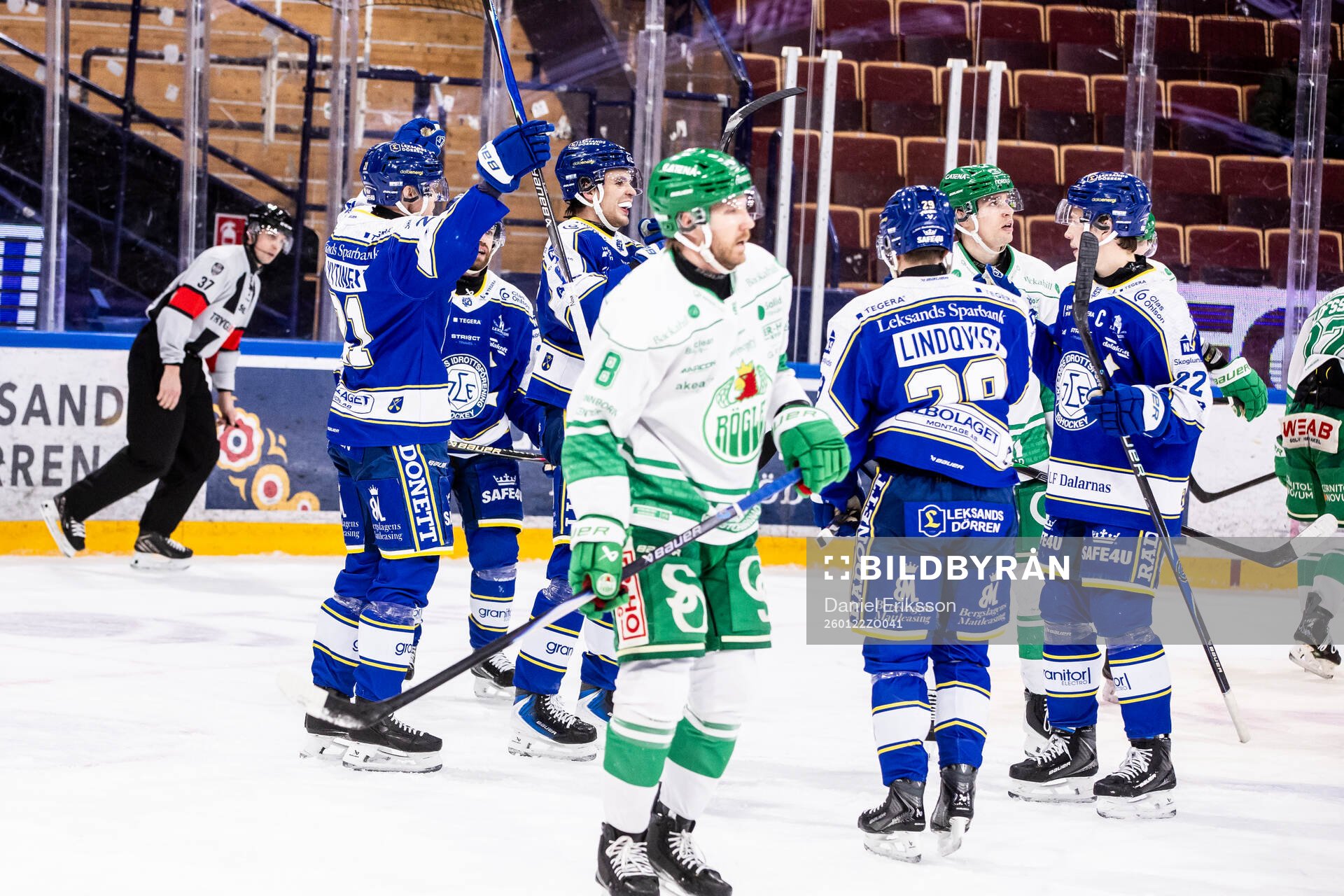 Leksands spelarna jublar