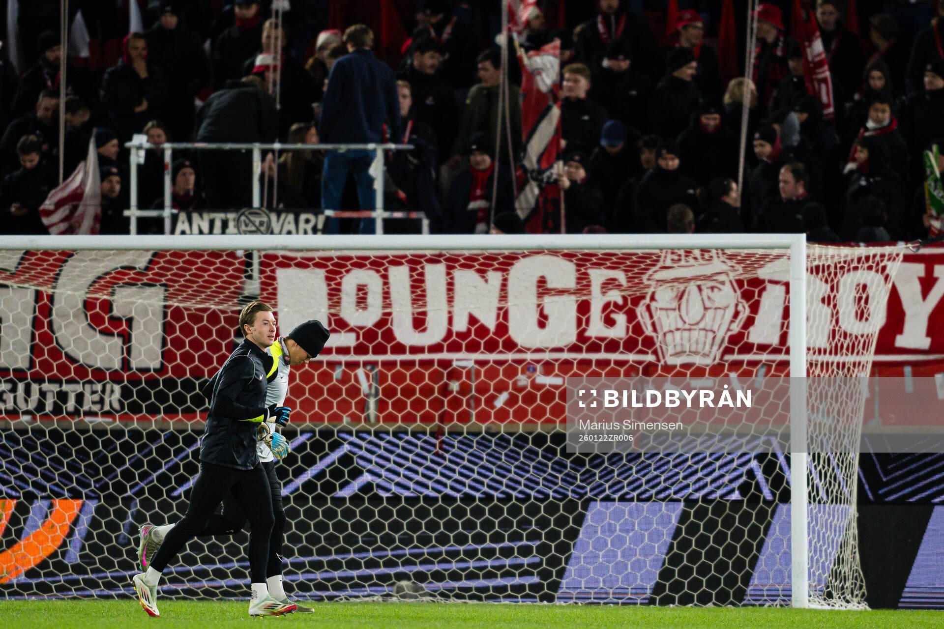 Goalkeeper Mathias Dyngeland of Brann warms up