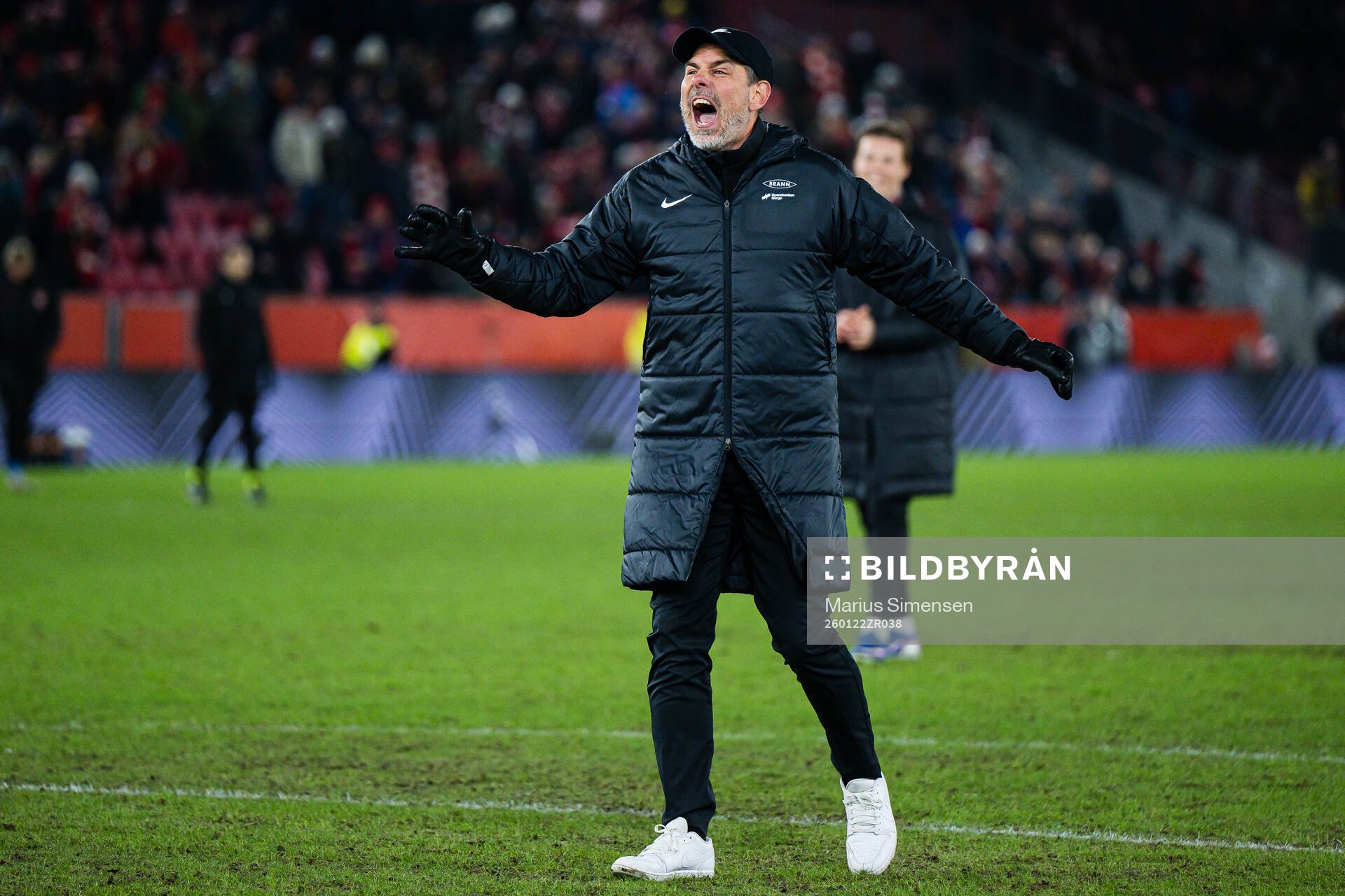 Head coach Freyr Alexandersson of Brann celebrates