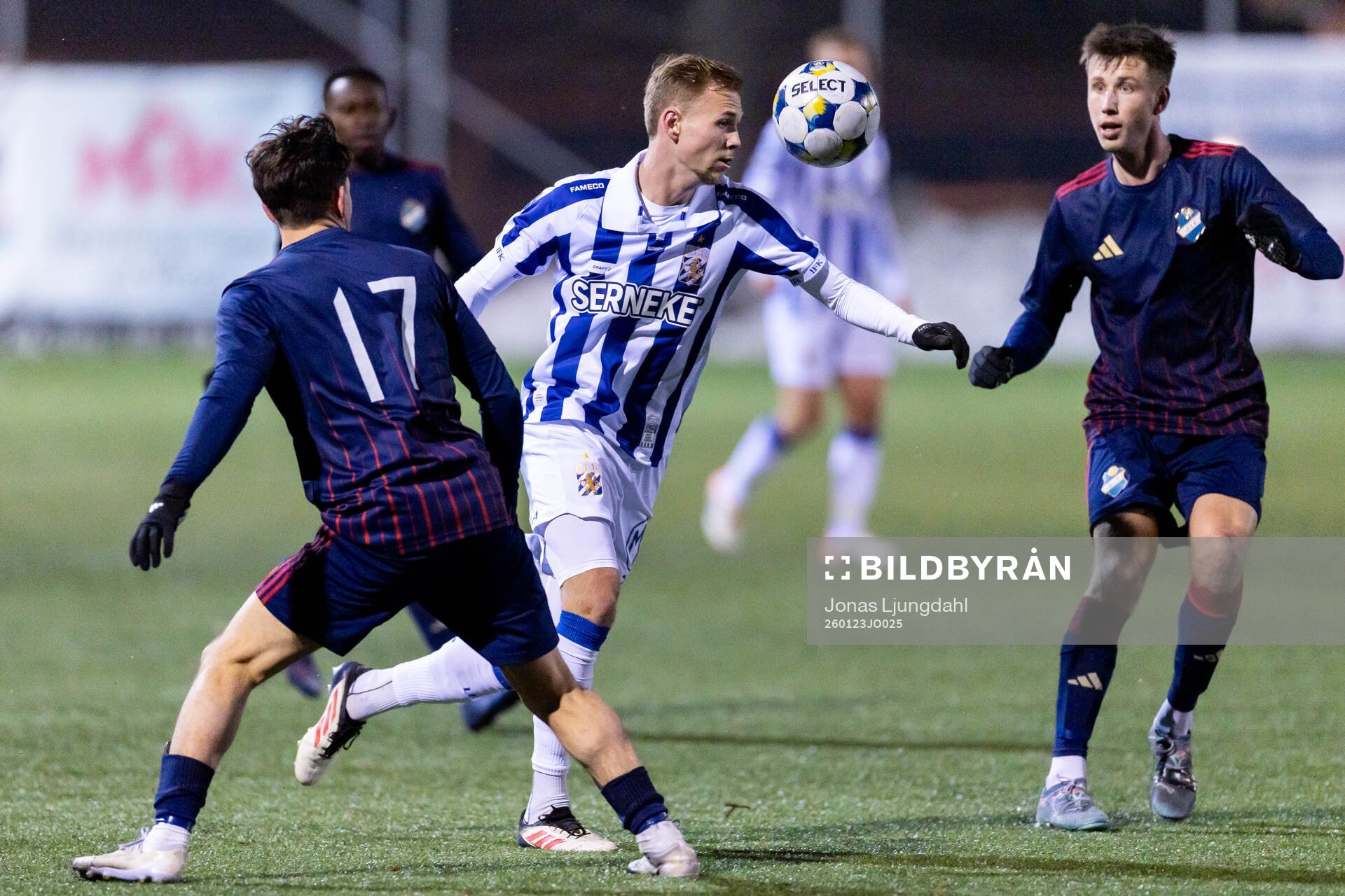 IFK Göteborgs Vilmer Tyrén och Östers IFs Filip Olsson