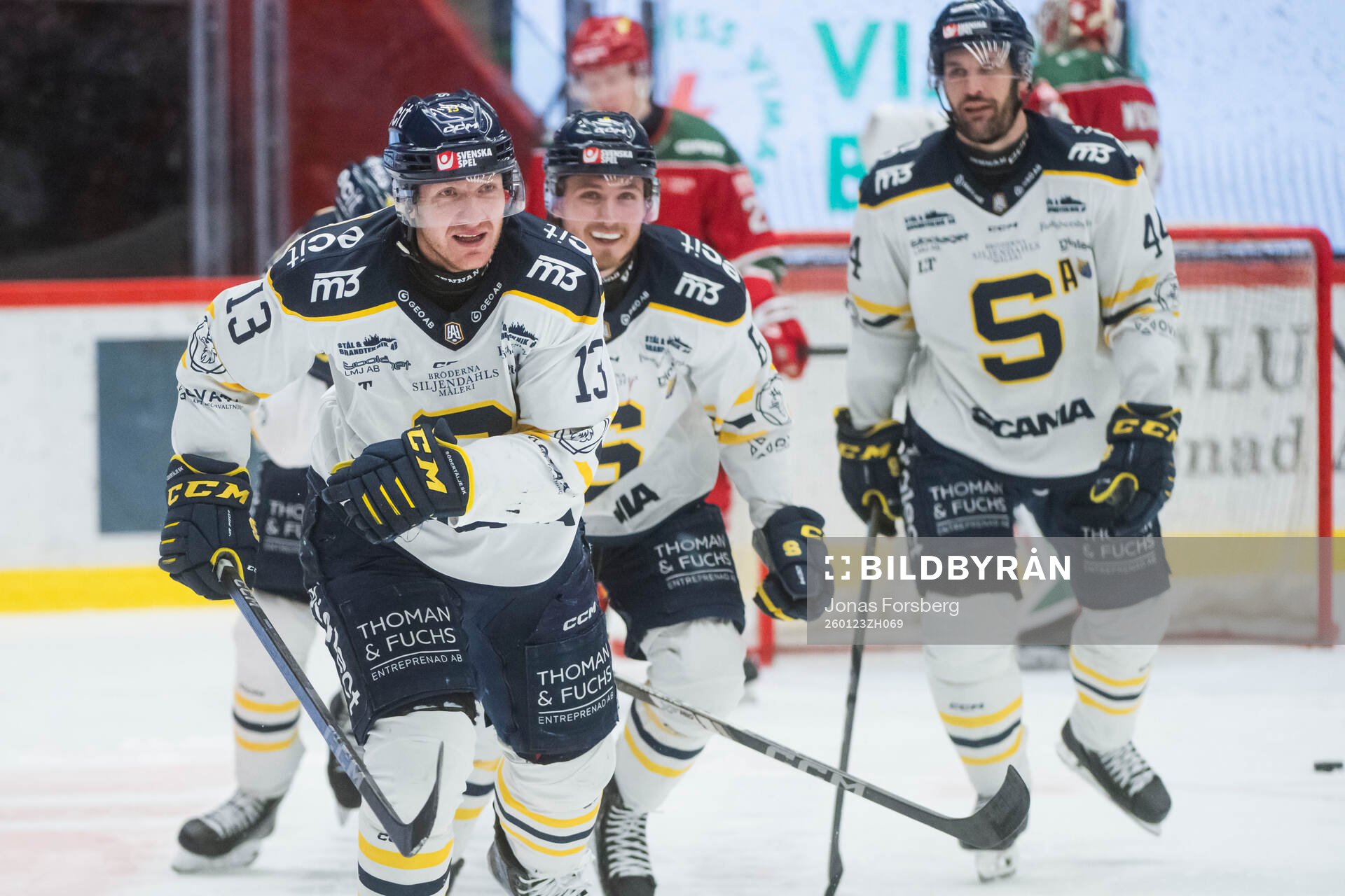 Södertäljes Henrik Eriksson jublar