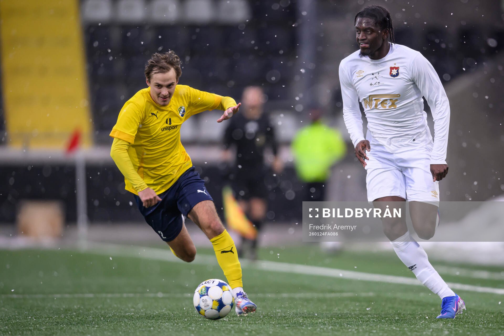 Ljungskiles Emilio Reljanovic och Örgrytes Michael Parker