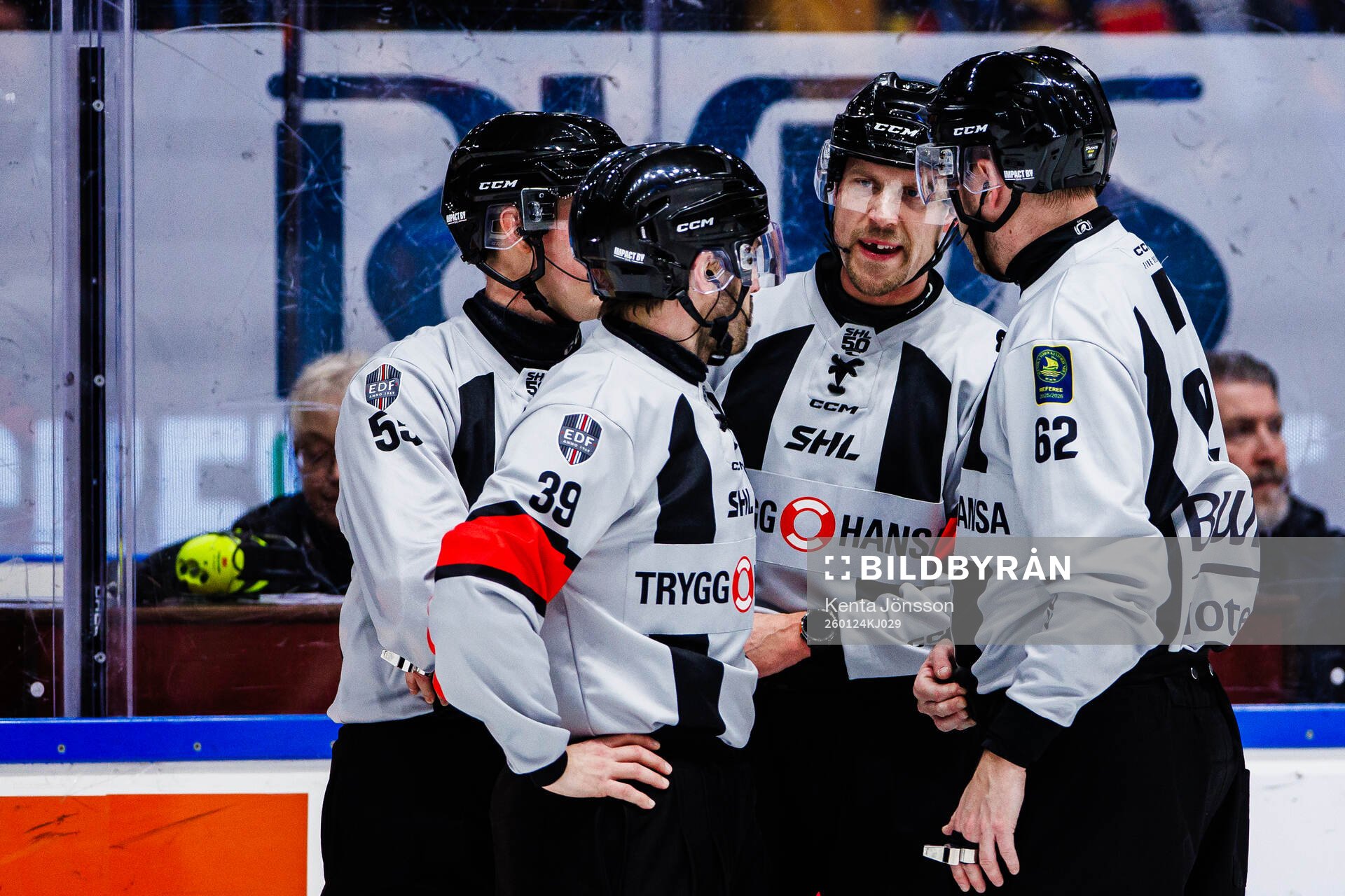 Domare Andreas Harnebring och Domare Mattias Enroth