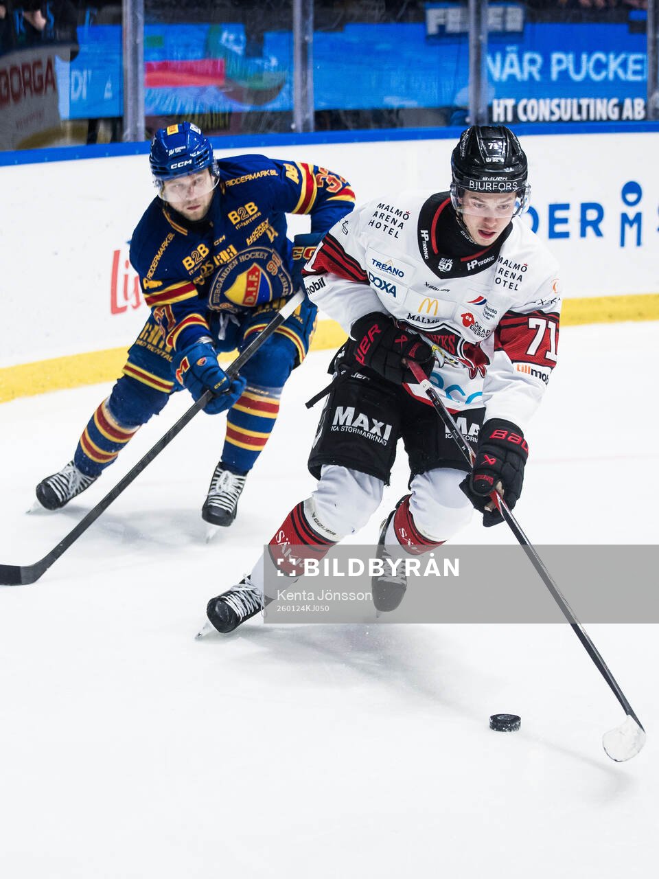 Djurgårdens Jesper Pettersson och Malmö Redhawks Isac