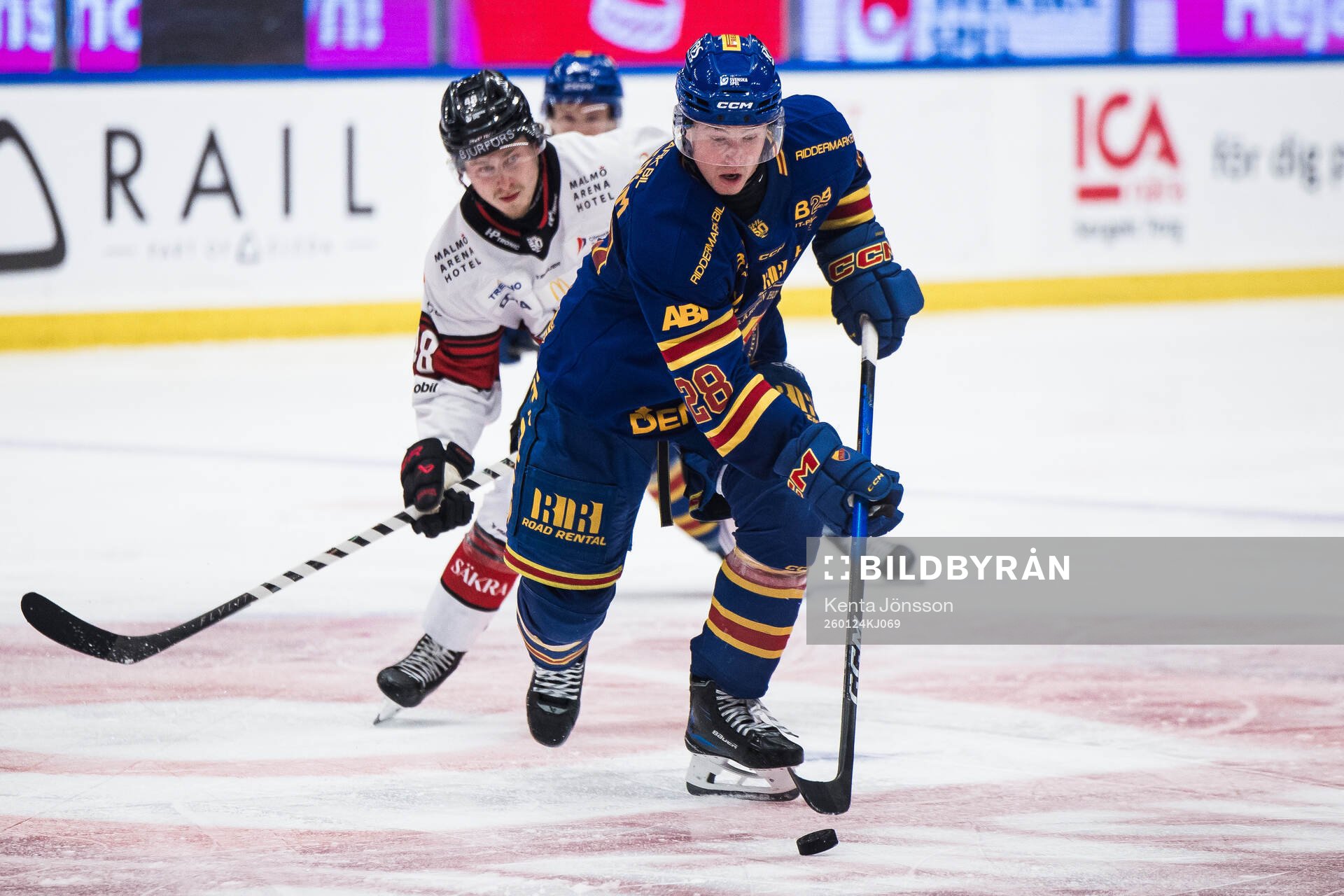 Malmö Redhawks Lauri Pajuniemi och Djurgårdens Gustav