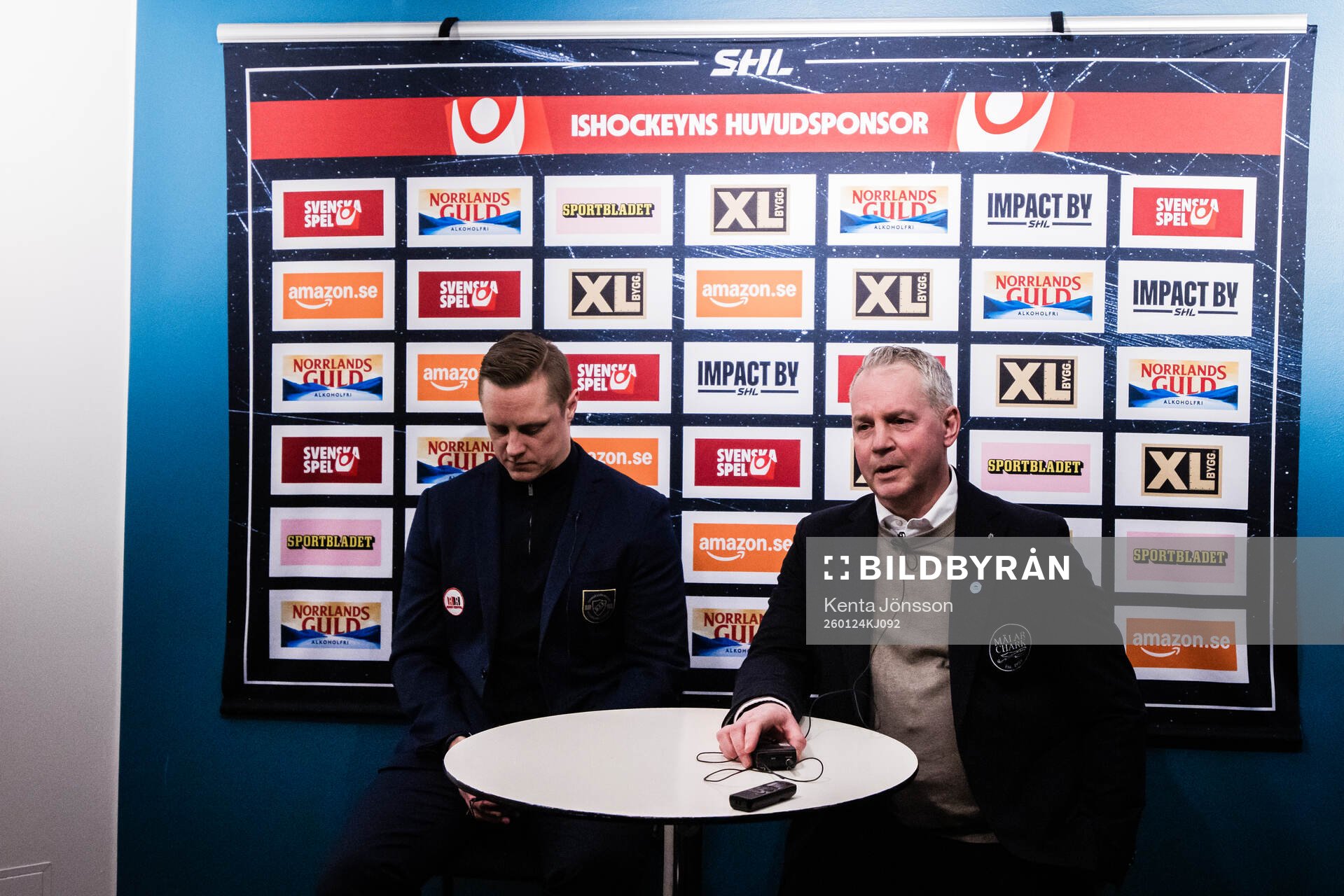 Djurgårdens tränare Robert Kimby och Malmö Redhawks