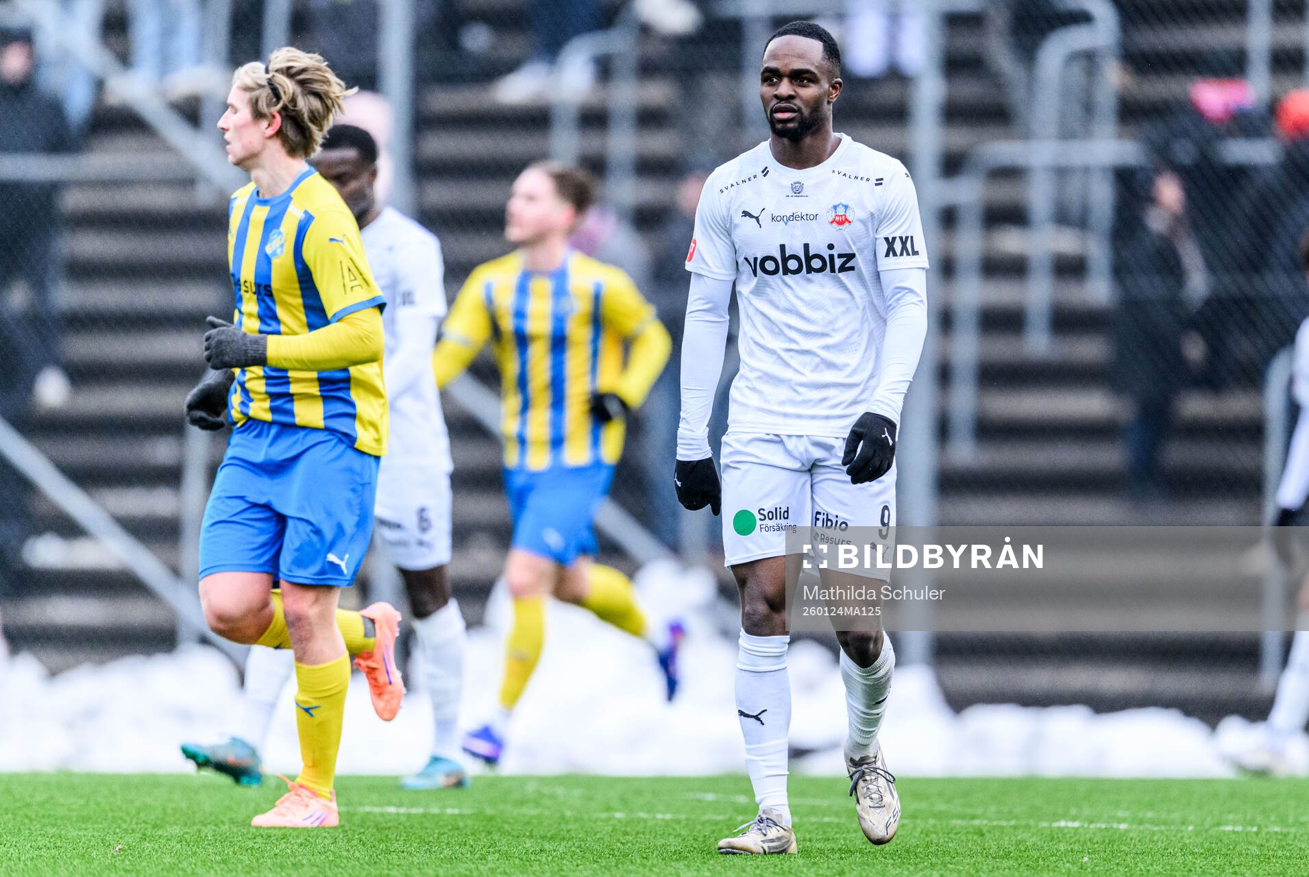 Helsingborgs Adam Akimey deppar