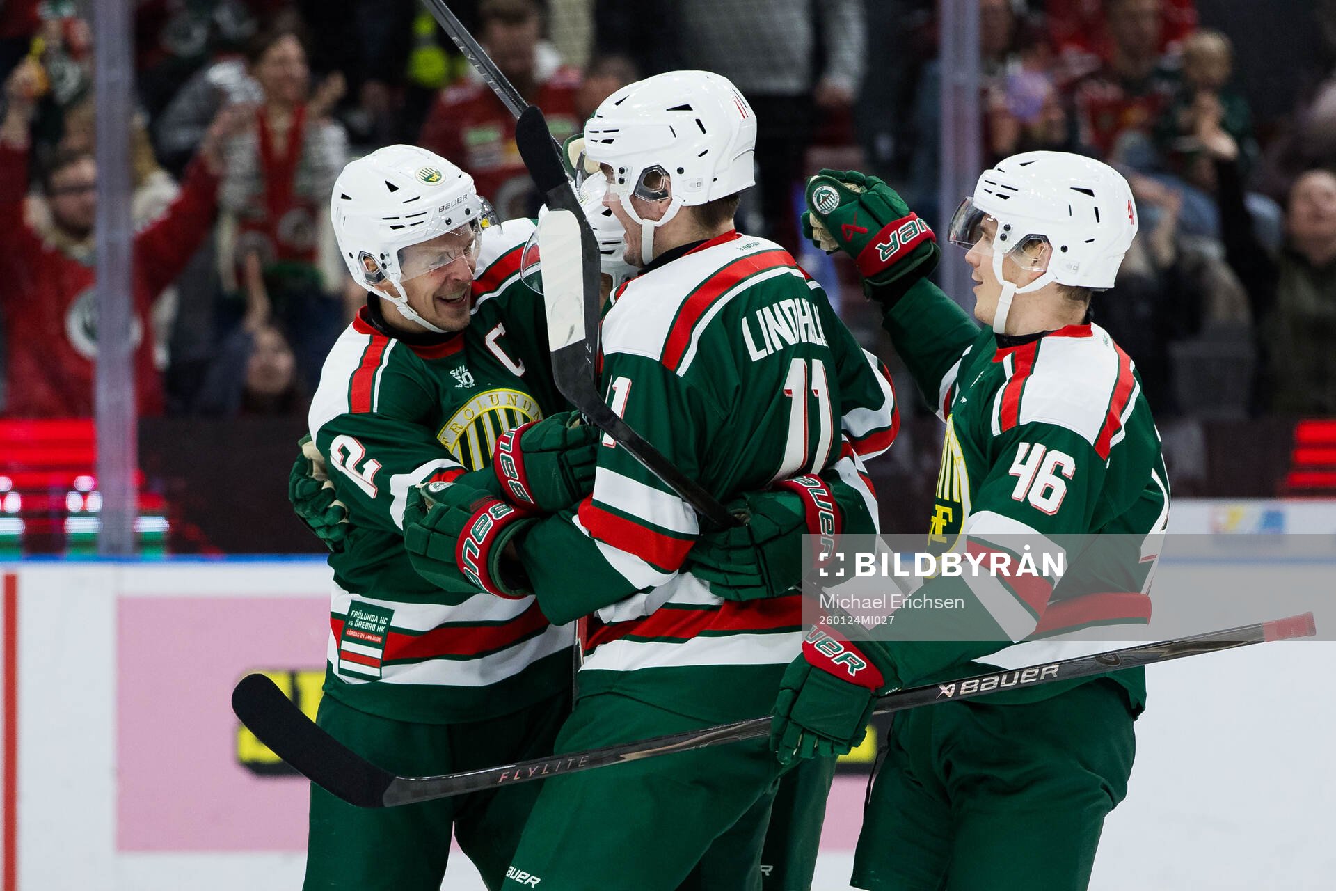 Frölundas Nicklas Lasu jublar med lagkamrater