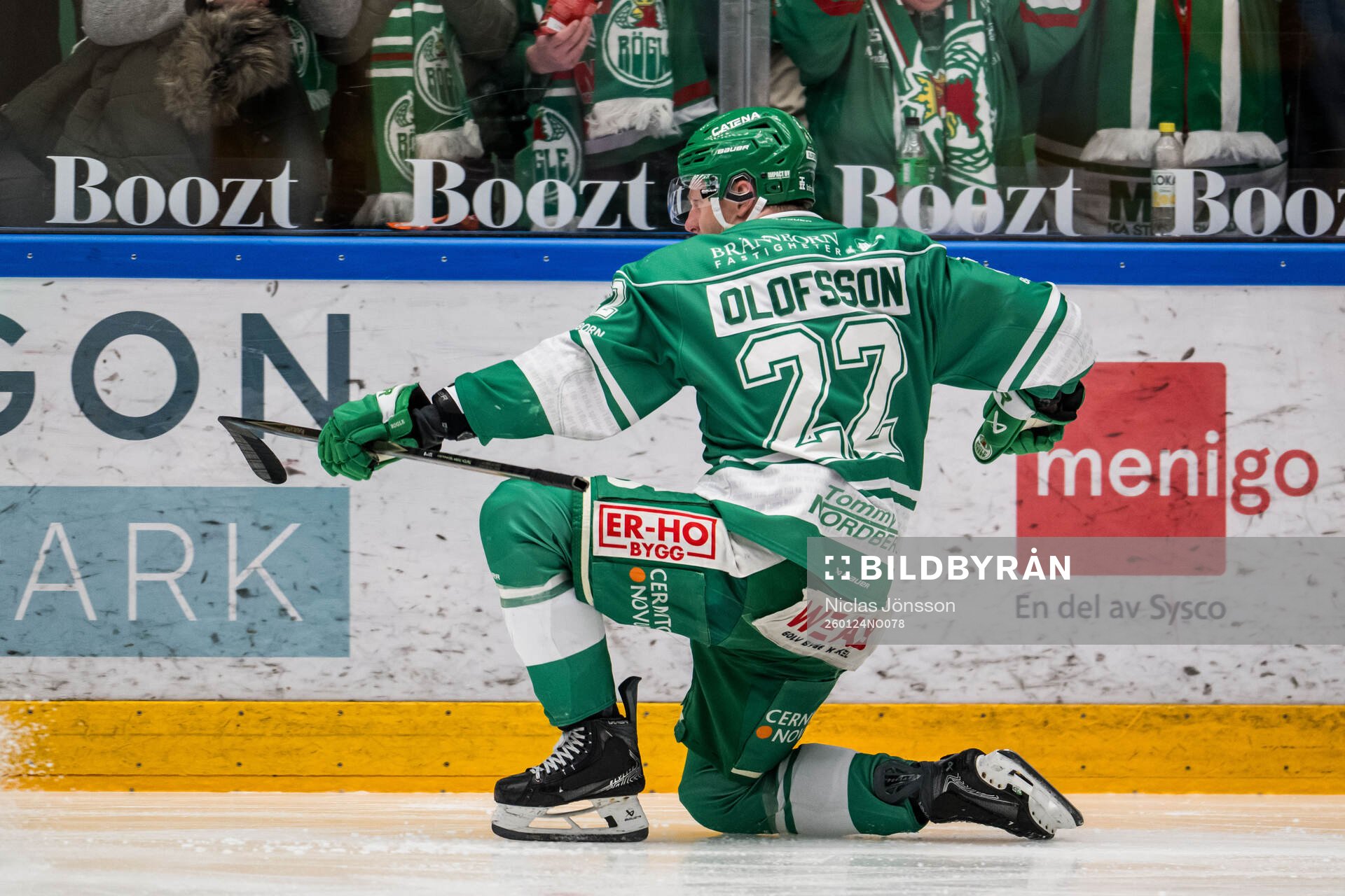 Rögles Fredrik Olofsson jublar