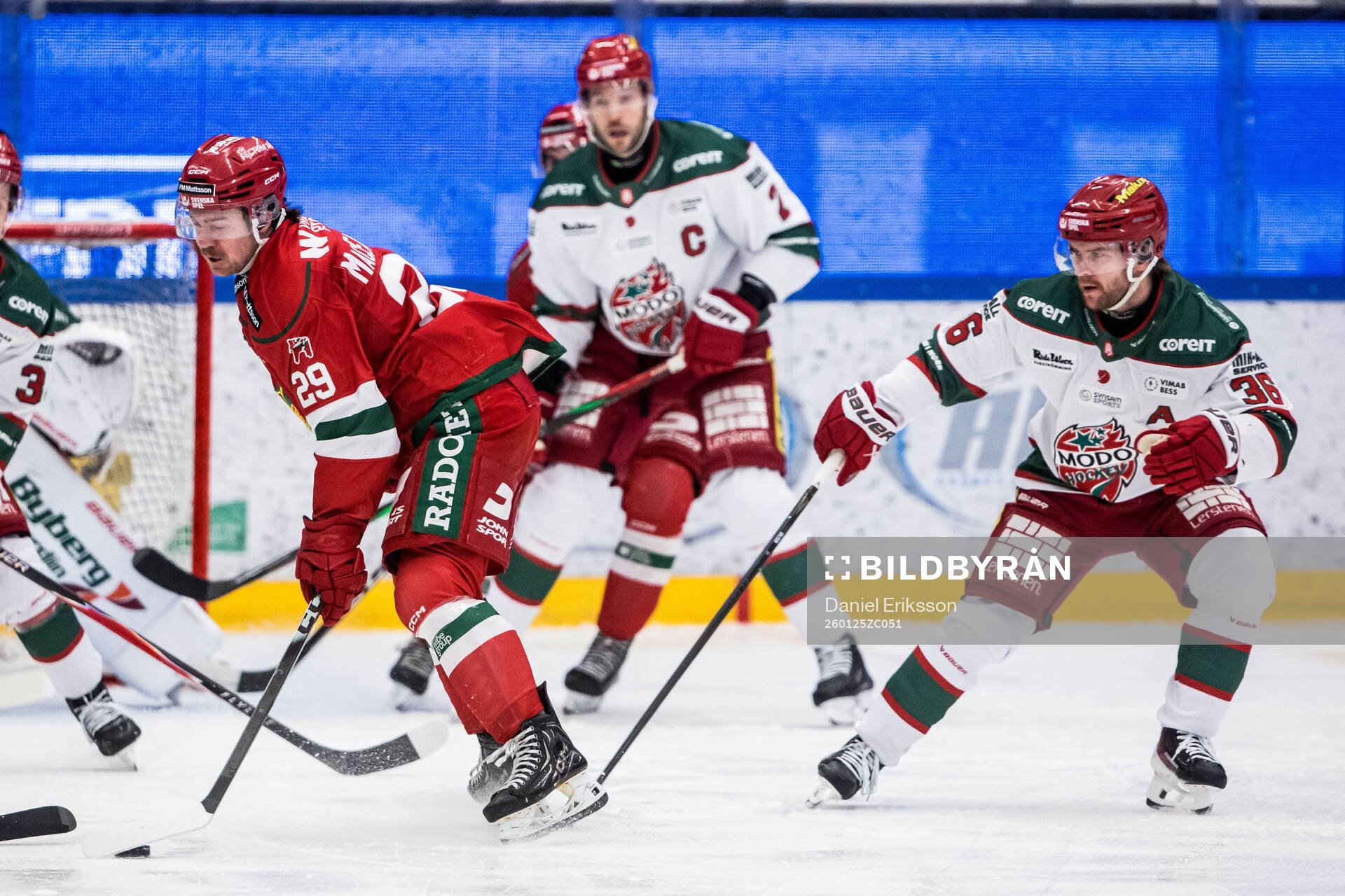 Moras Connor Maceachern och Modos Sebastian Ohlsson
