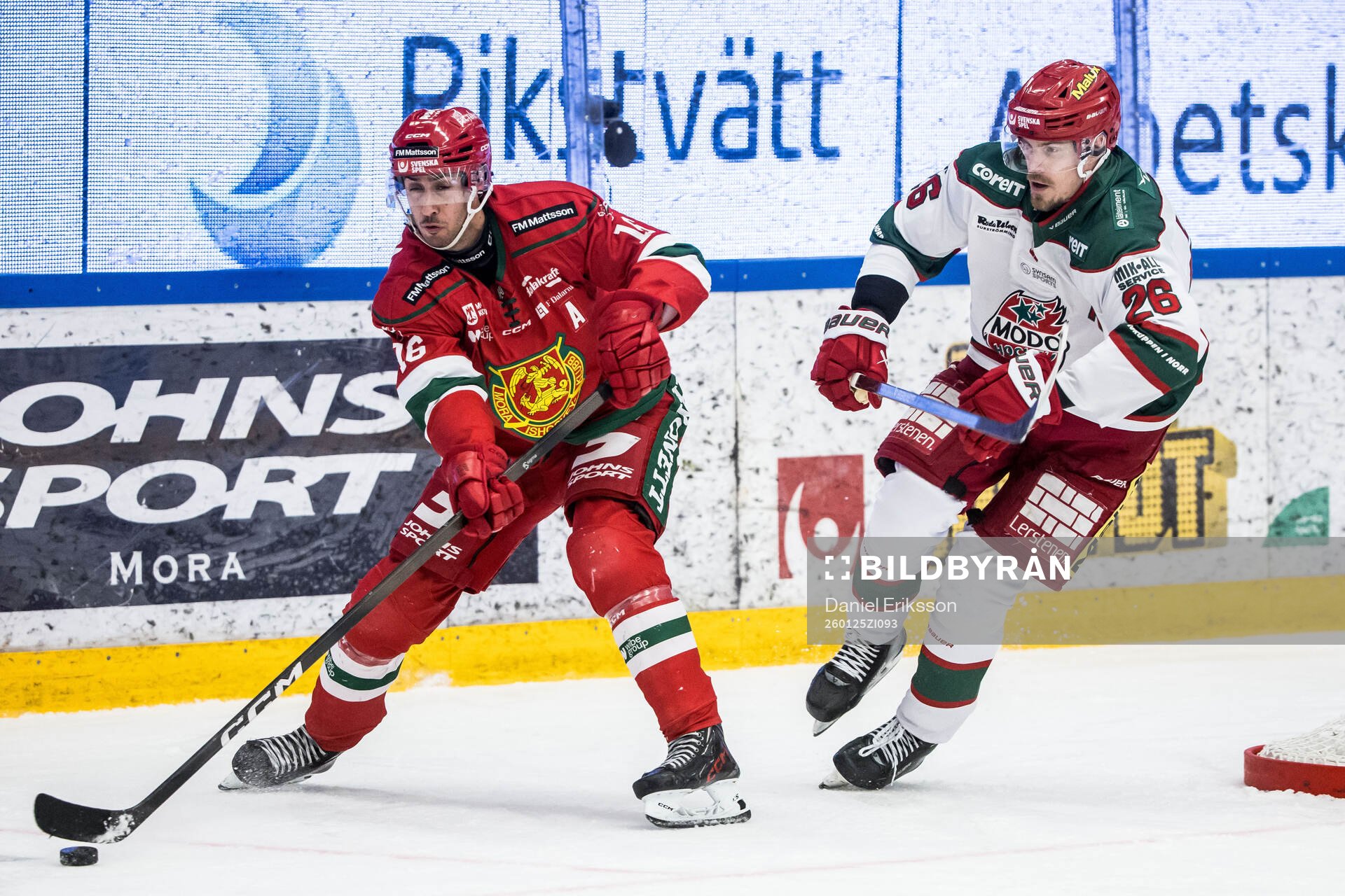 Moras Marcus Karlström och Modos Emil Larsson