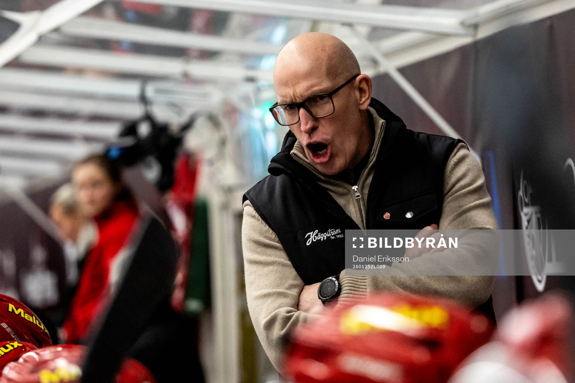 Modos huvudtränare Fredrik Andersson