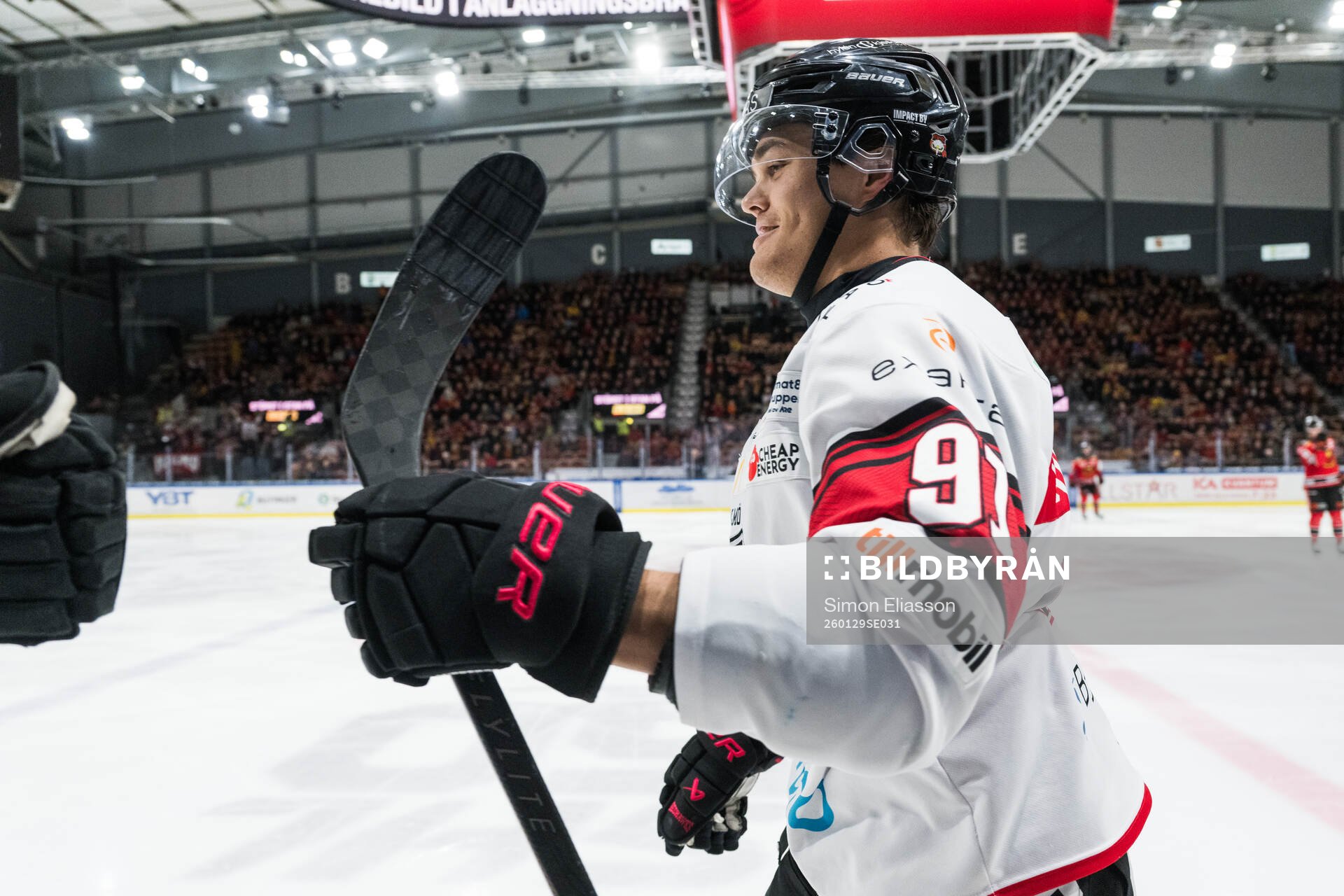 Malmö Redhawks Axel Sundberg jublar