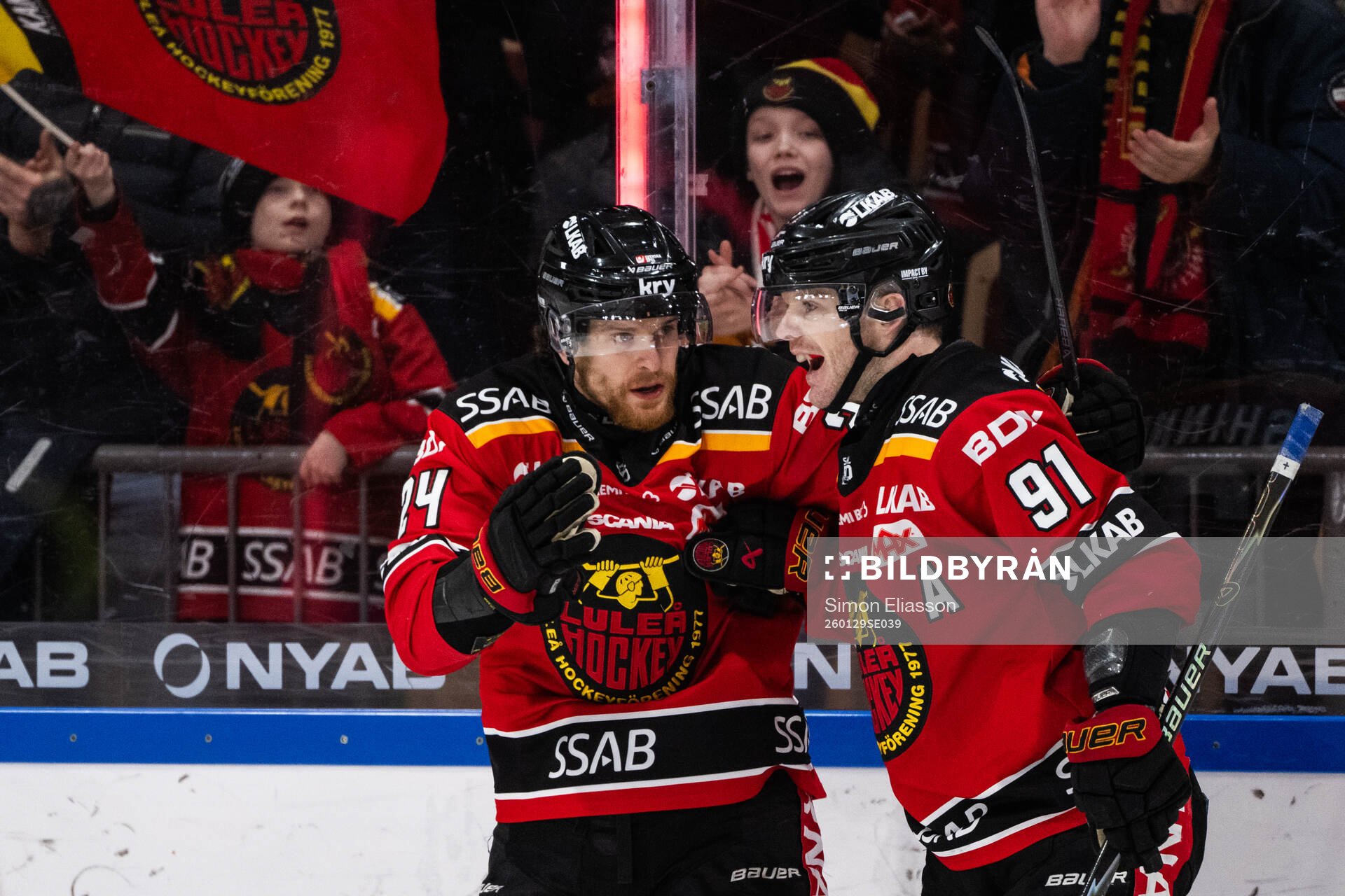 Luleås Brendan Shinnimin och Brian O'Neill jublar