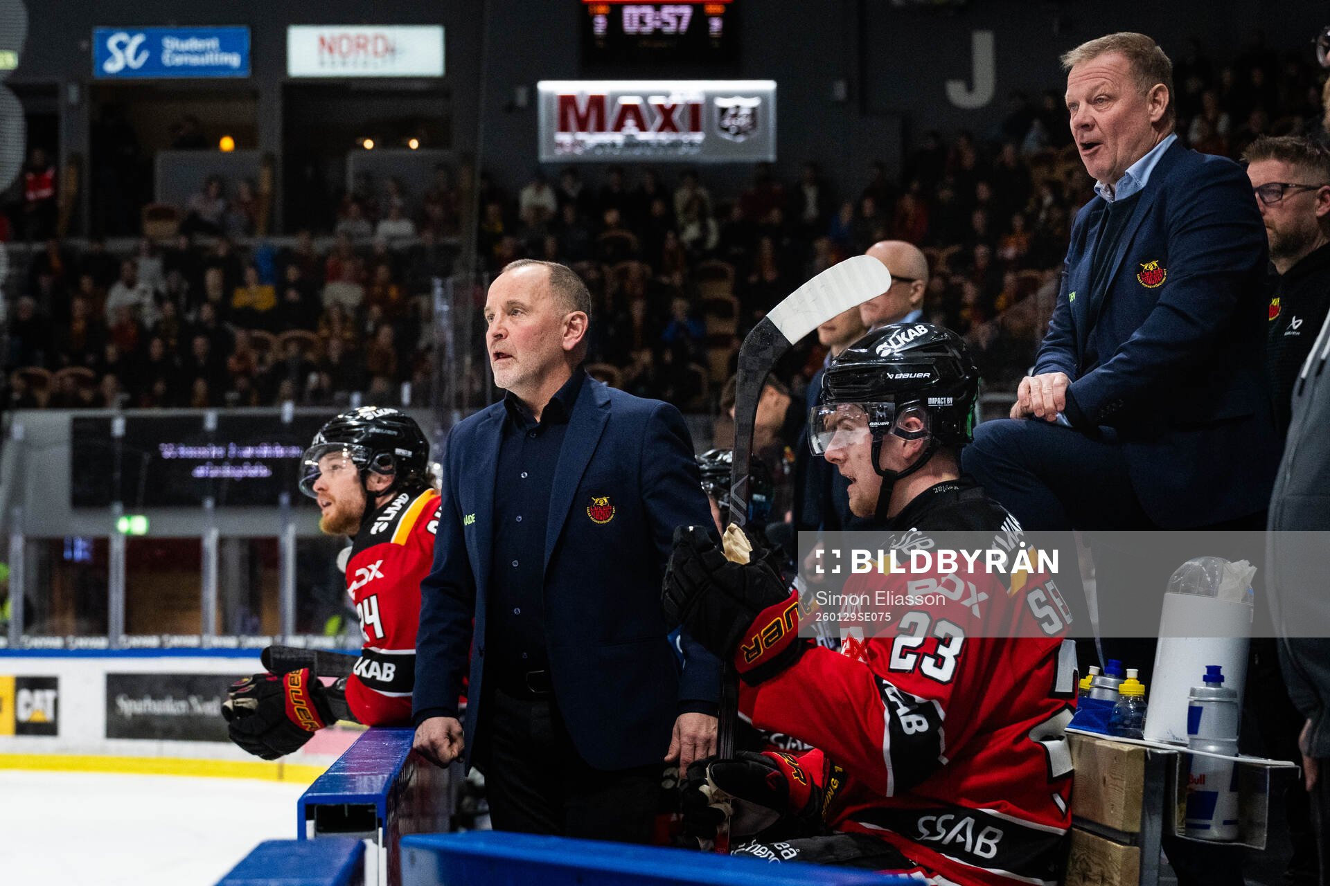 Luleås tränare Thomas Berglund och assisterande tränare