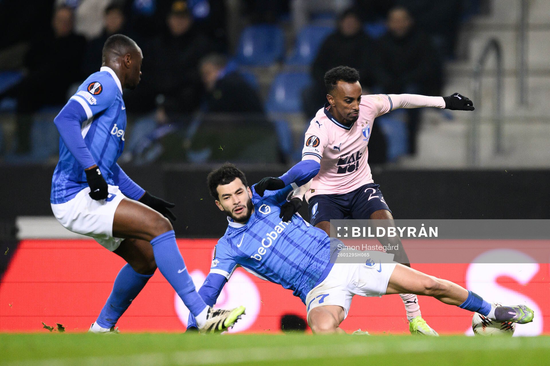 Zakaria El Ouahdi of KRC Genk and Taha Ali of Malmö FF