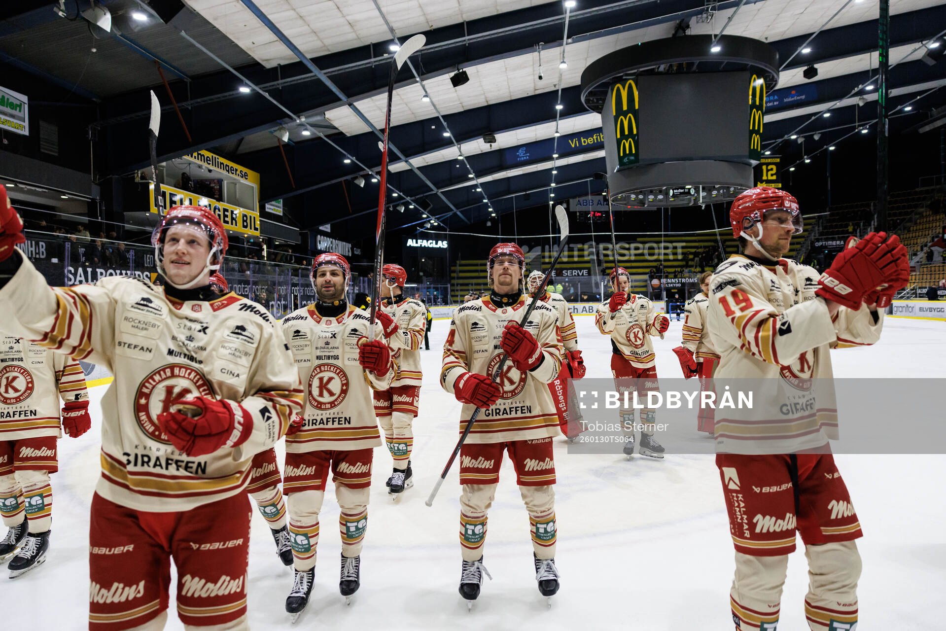 Kalmars spelare jublar