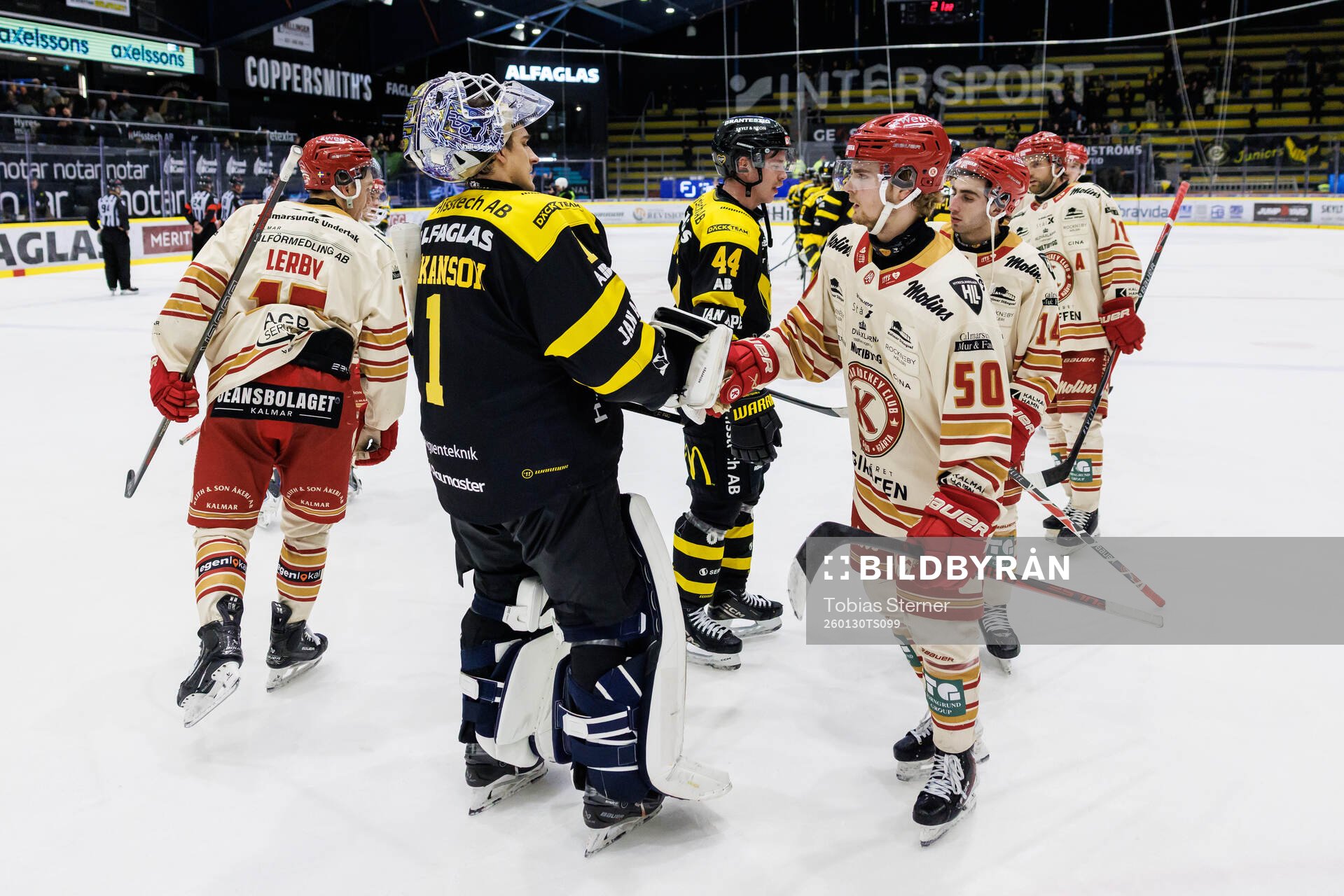 Västerås målvakt Oliver Håkansson och Kalmars Elliot