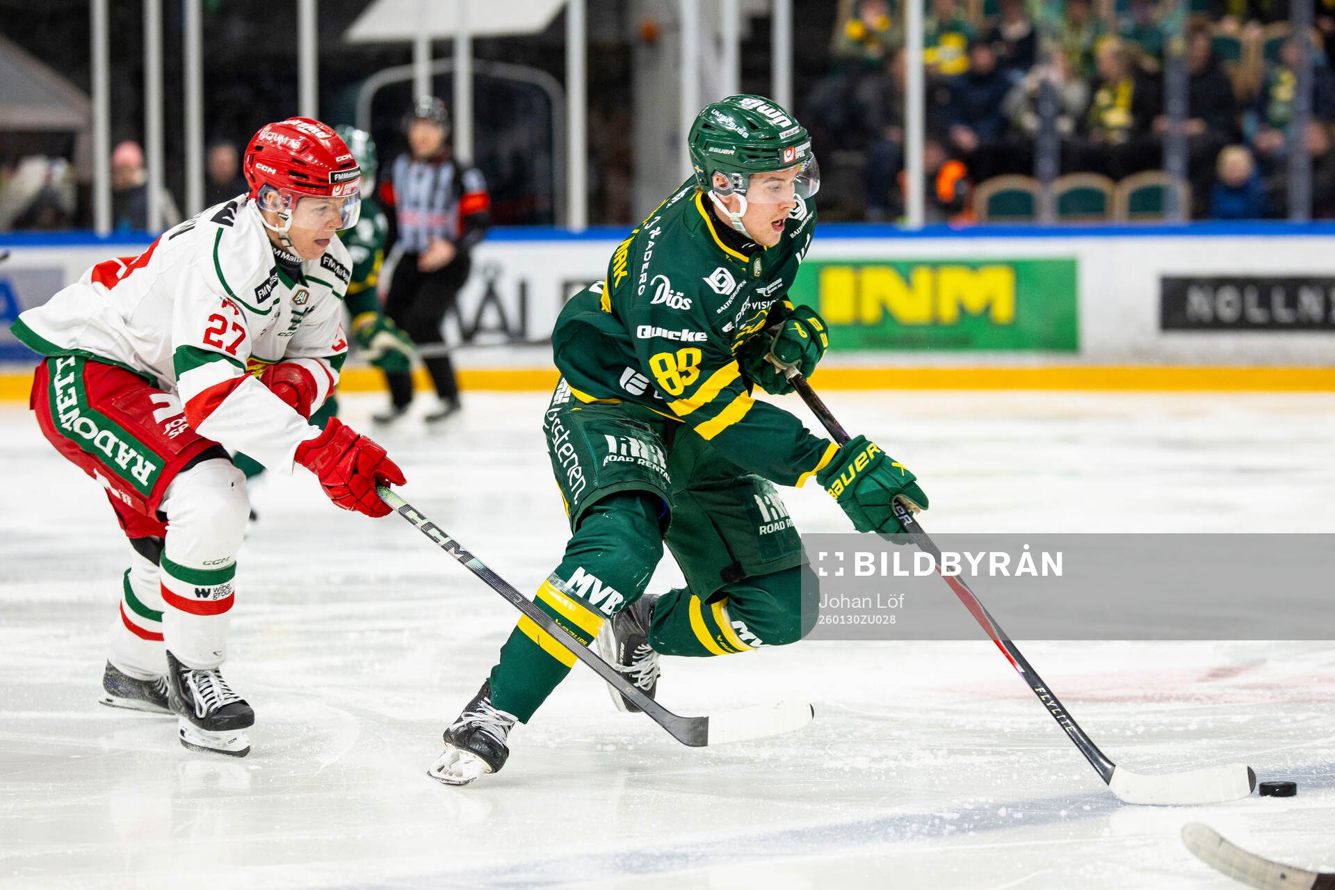 Moras Hampus Larsson och Björklövens Jakob Ihs-Wozniak