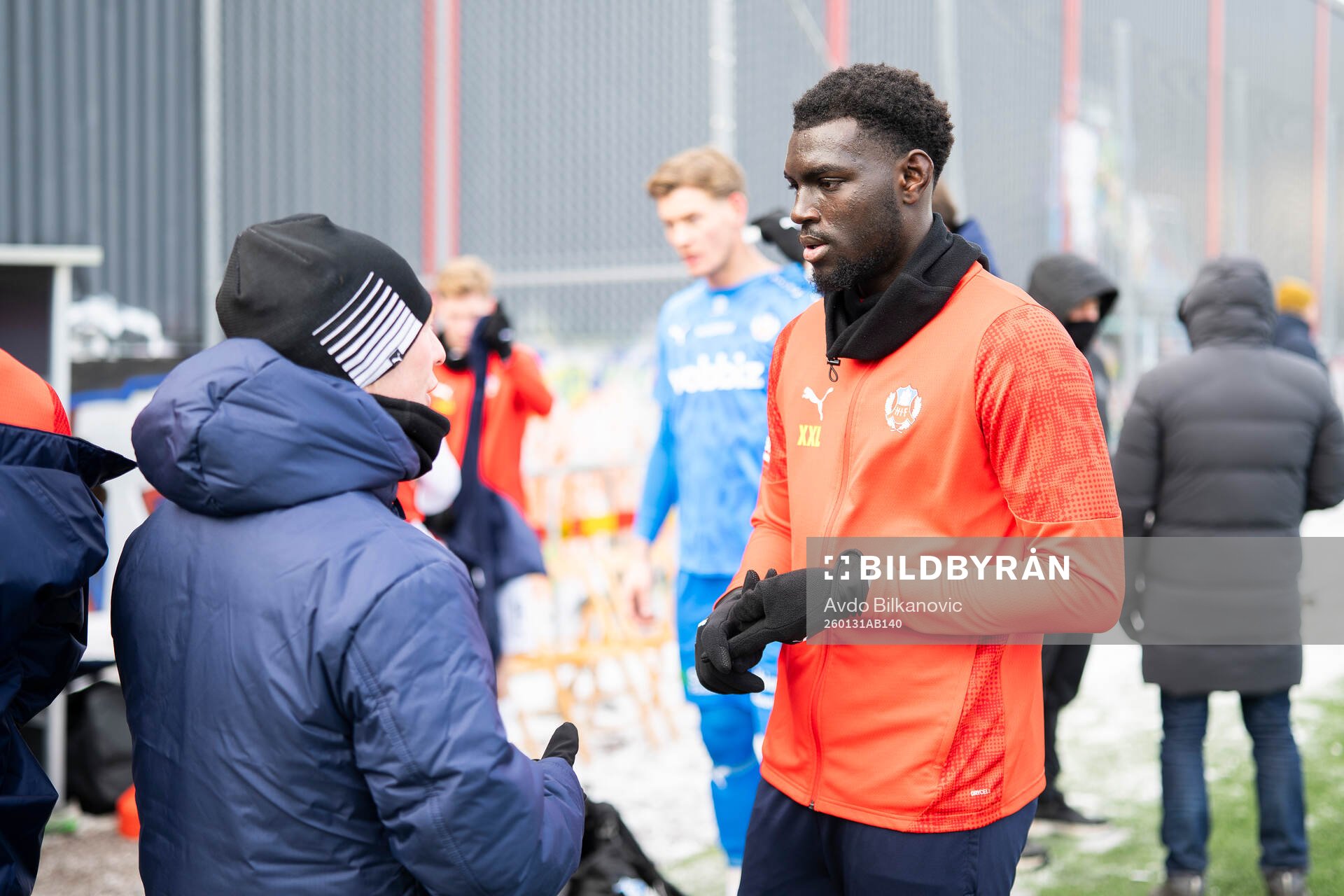 Helsingborgs Demba N'diaye och manager Stevie Grieve