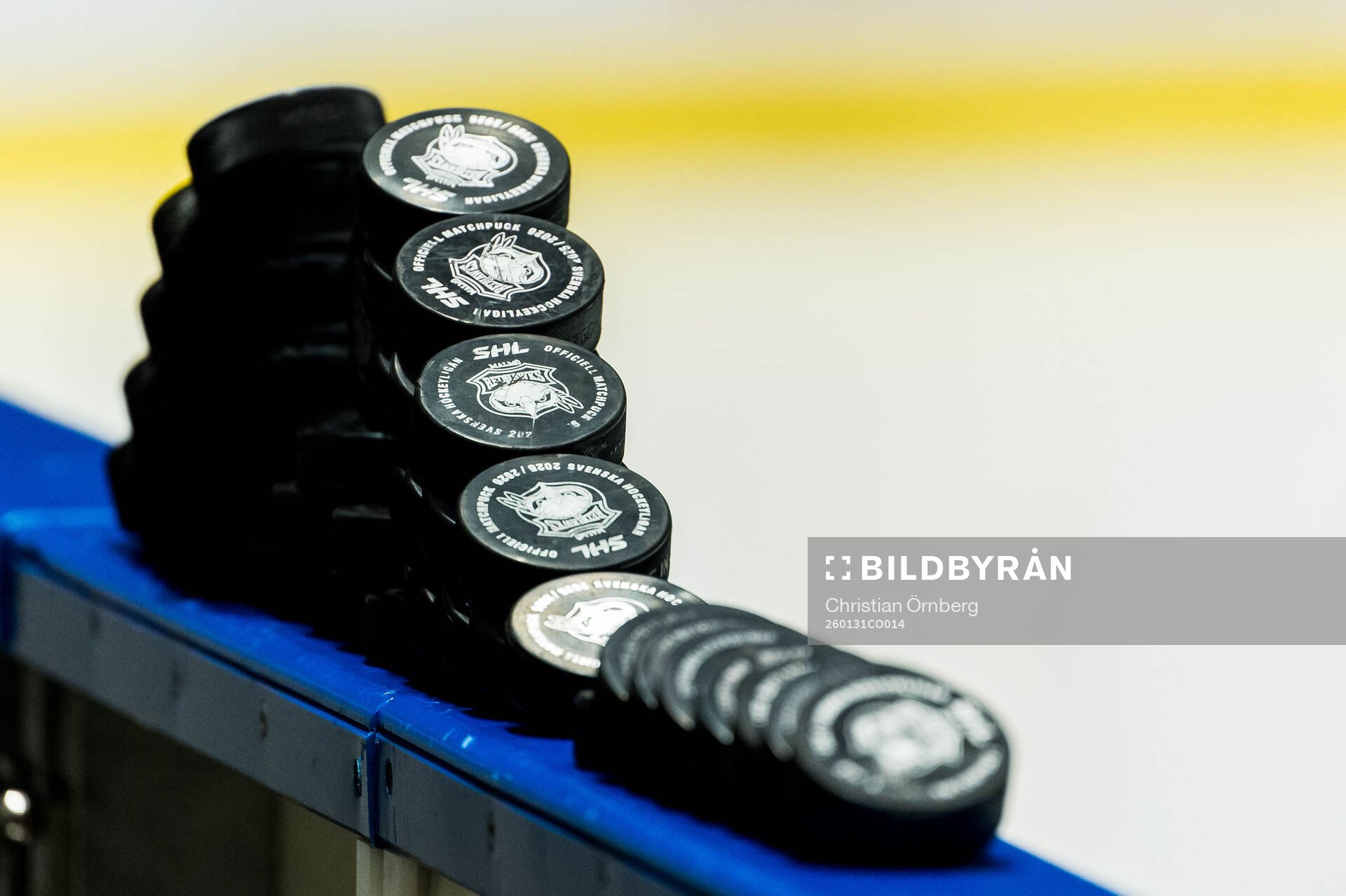 Uppradade puckar på sargkanten