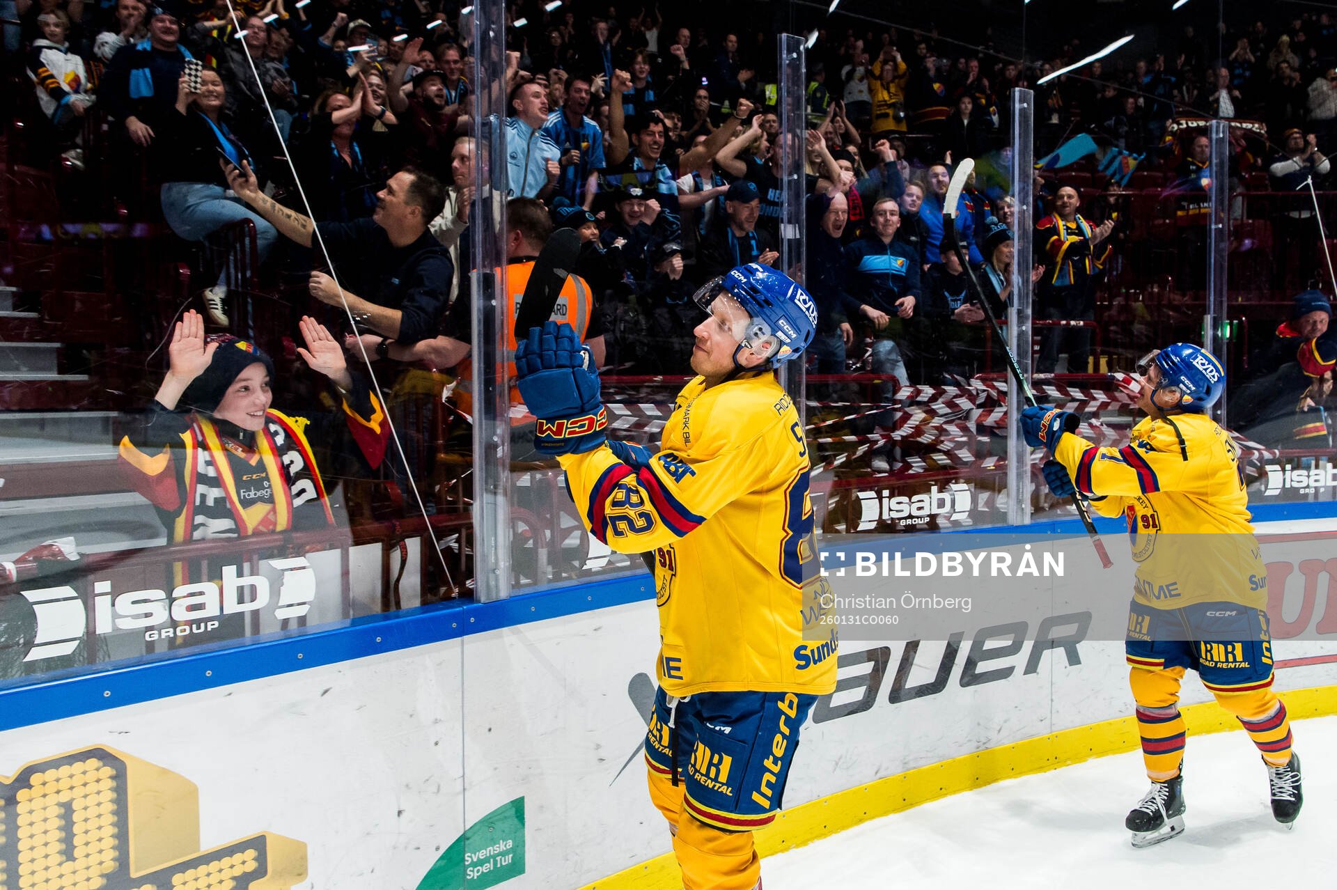Djurgårdens Colby Sissons och Joseph Snively jublar