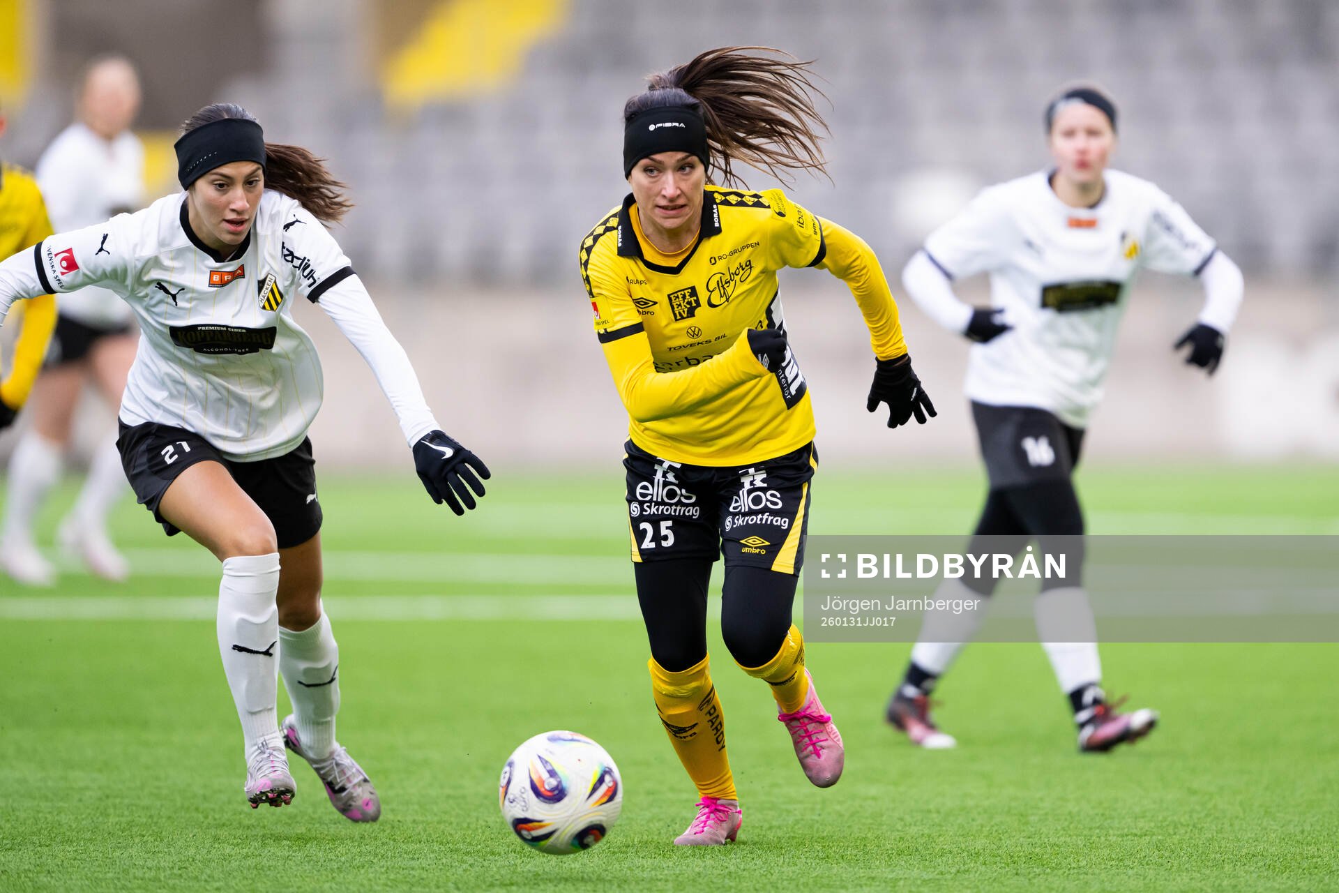Häckens Anastasija Maric och Elfsborgs Izabella Bergström