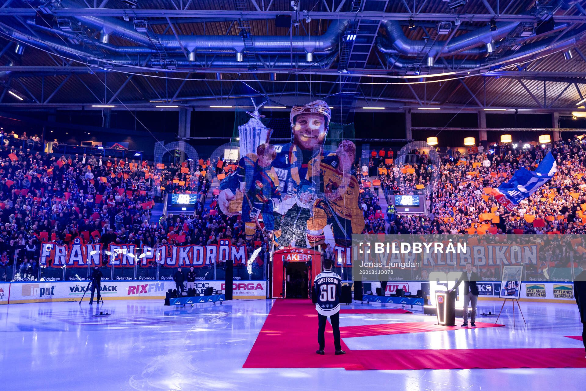 Växjös förra spelare Erik Josefsson hyllas
