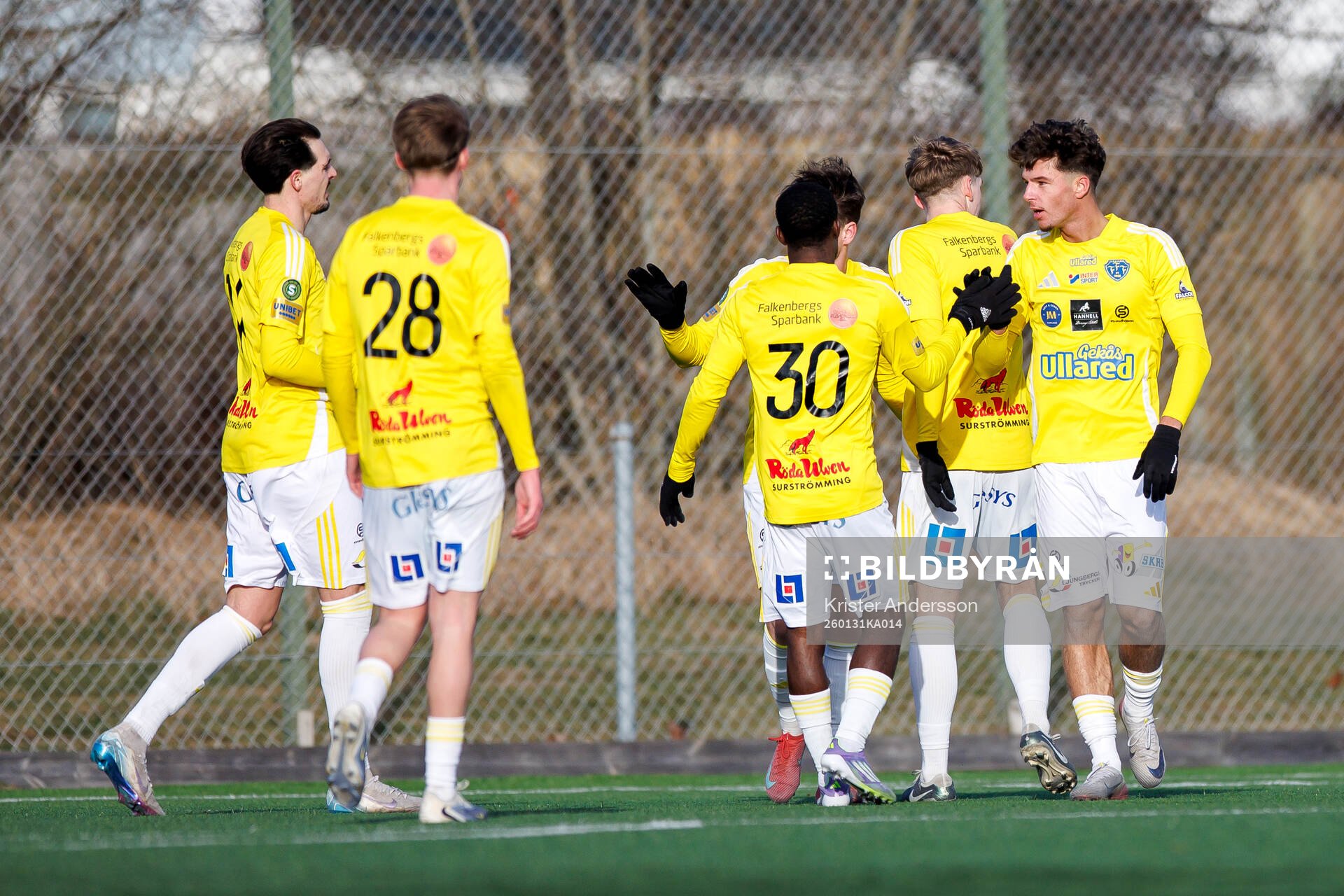 Falkenbergs Lion Beqiri jublar