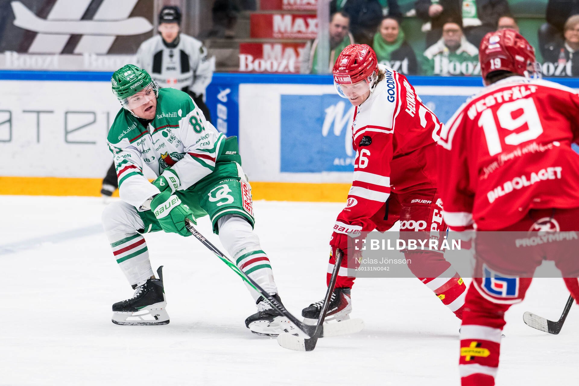 Rögles Karson Kuhlman och Timrås Anton Heikkinen