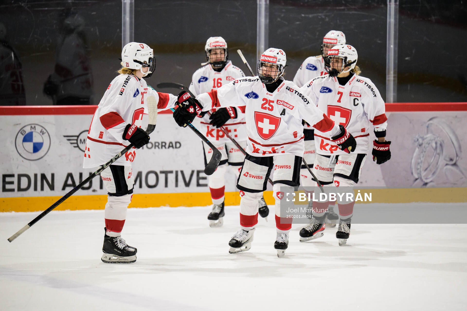 Alina Müller of Switzerland celebrates
