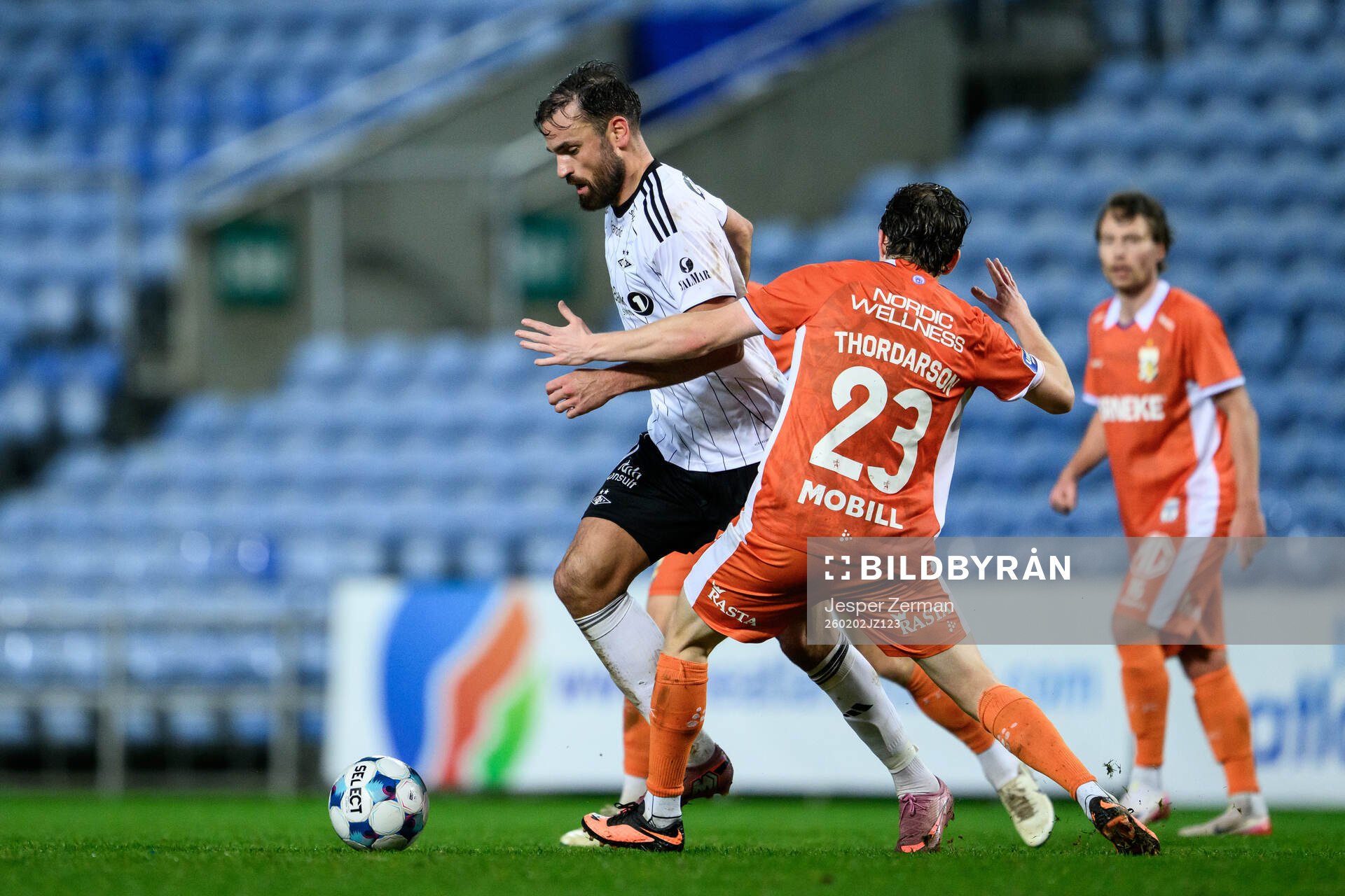 Dino Islamovic of Rosenborg and Kolbeinn Thordarson of IFK