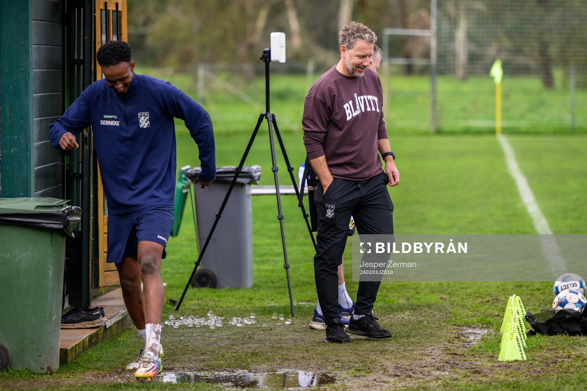 Hamse Shagaxle och IFK Göteborgs fotbollschef Jesper