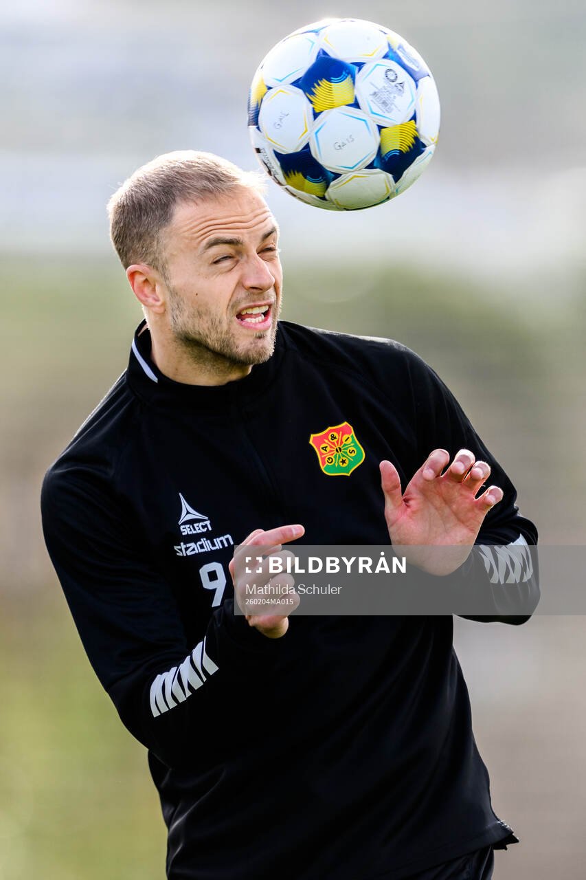 Gustav Lundgren