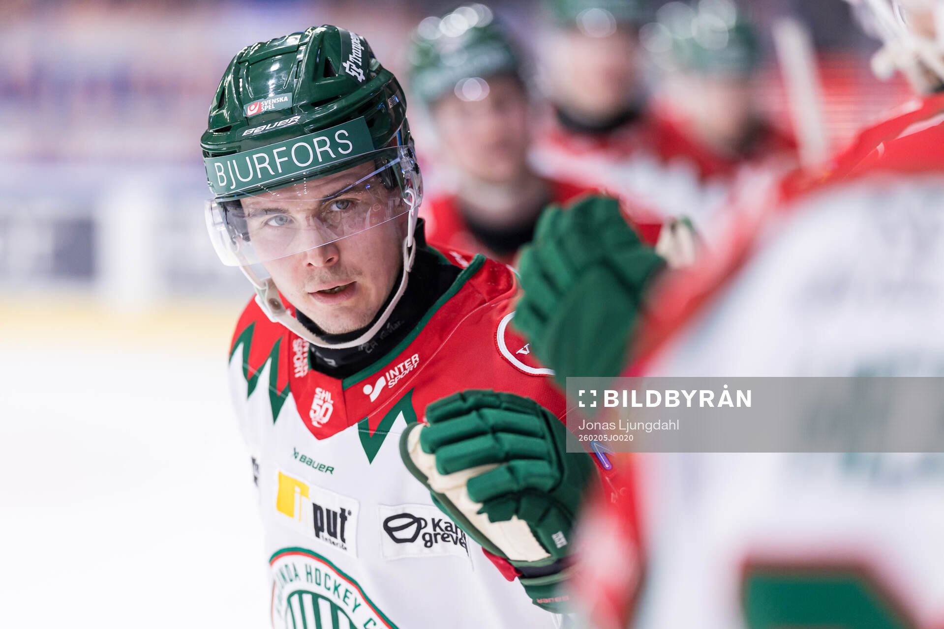Frölundas Jere Innala jublar