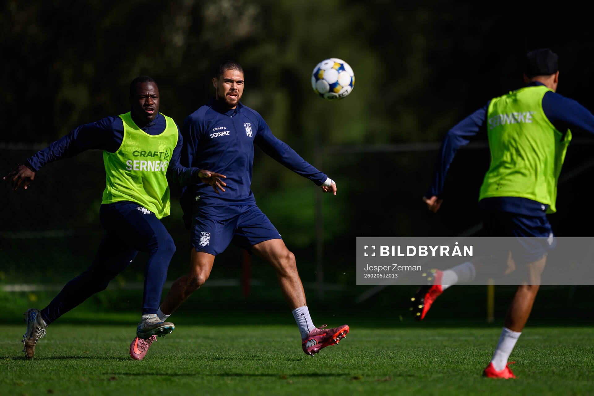 IFK Göteborgs Saidou Alioum Moubarak och Thomas Santos