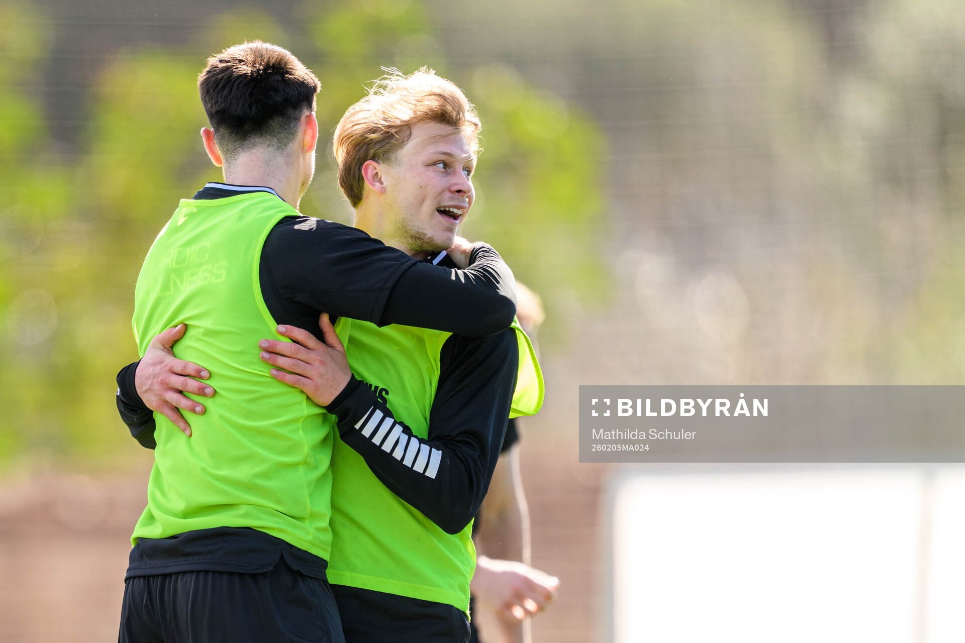 Rasmus Niklasson Petrovic jublar