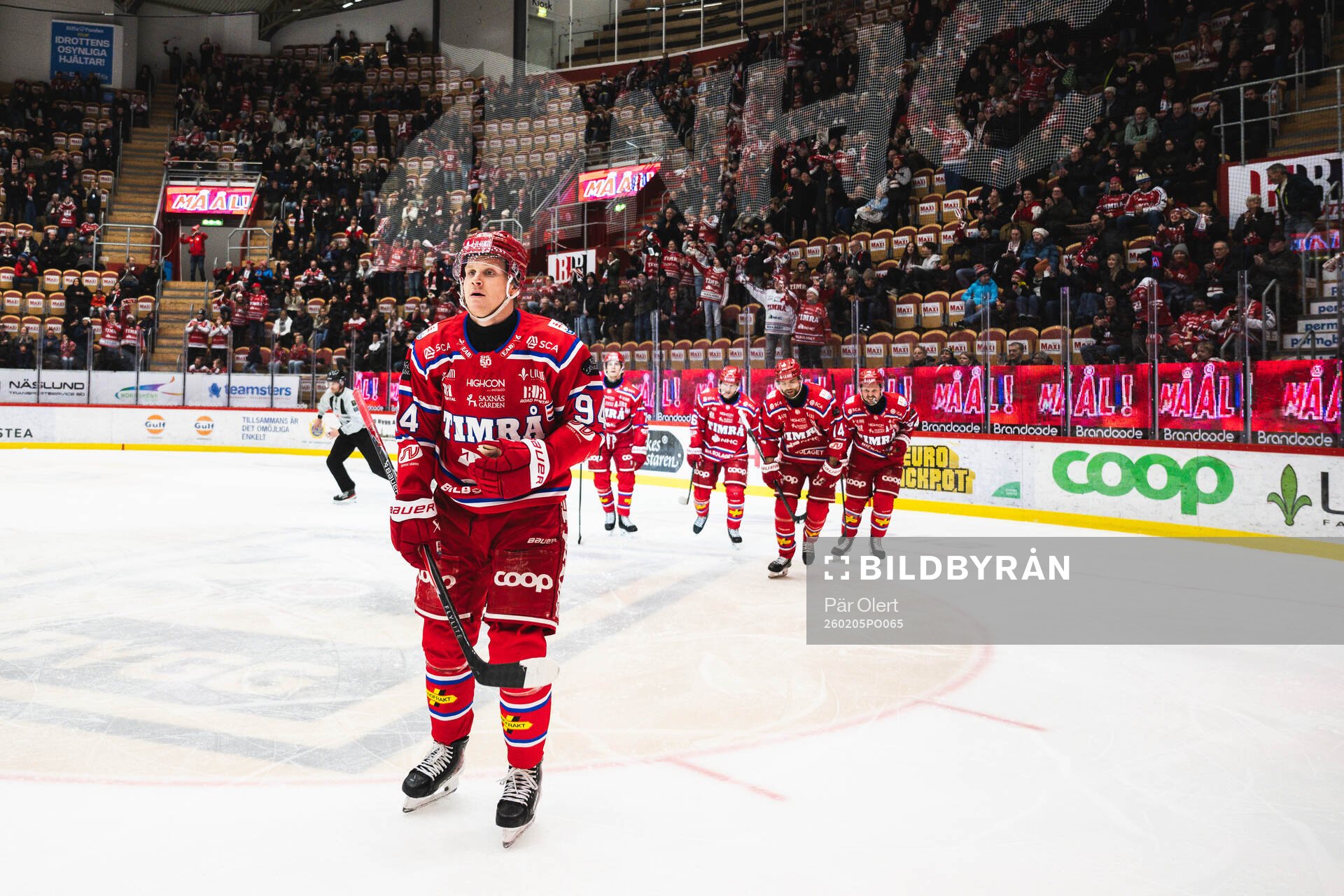 Timrås Sebastian Hartmann jublar