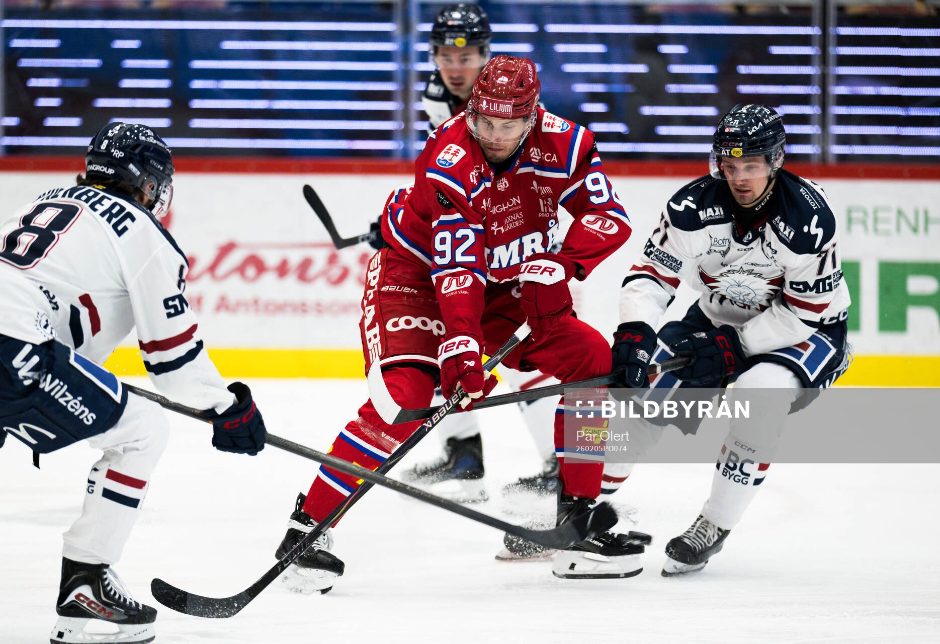 Timrås Anton Lundmark och Linköpings Eskild Bakke Olsen