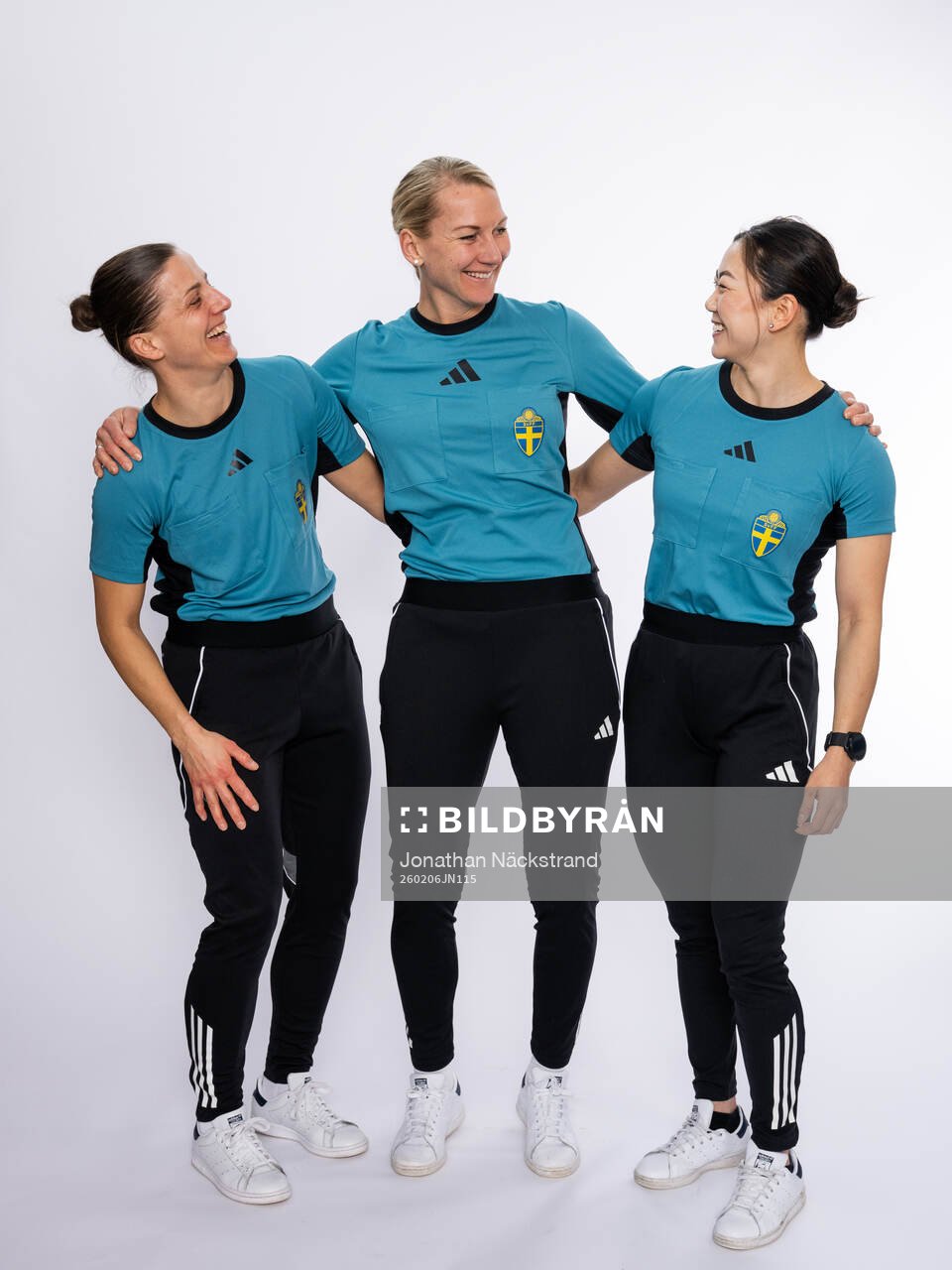 Domare Almira Spahic, Tess Olofsson och Tilde Hedberg